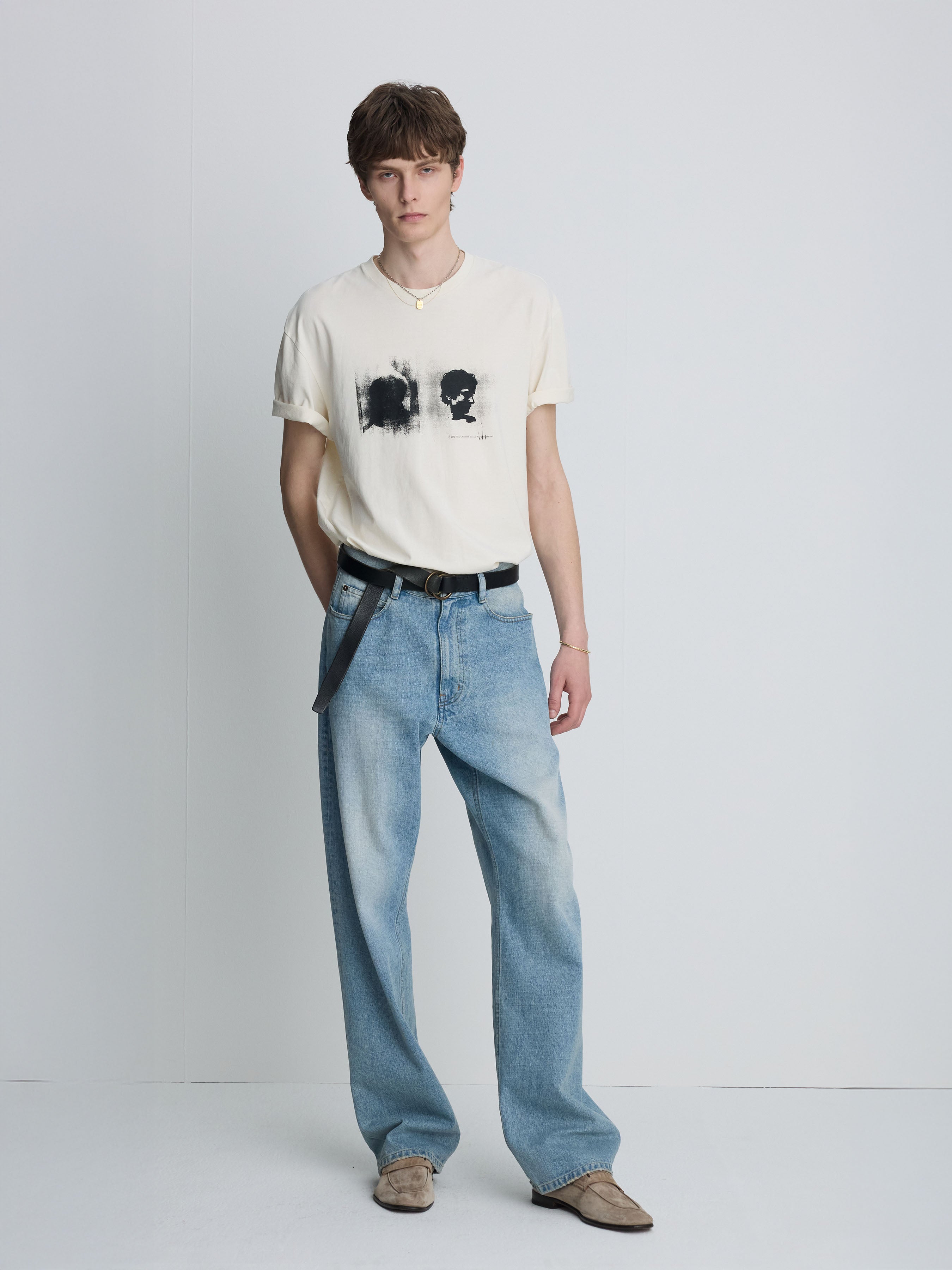 WIDE TAPERED LOW DENIM JEANS_ FADED LIGHT BLUE