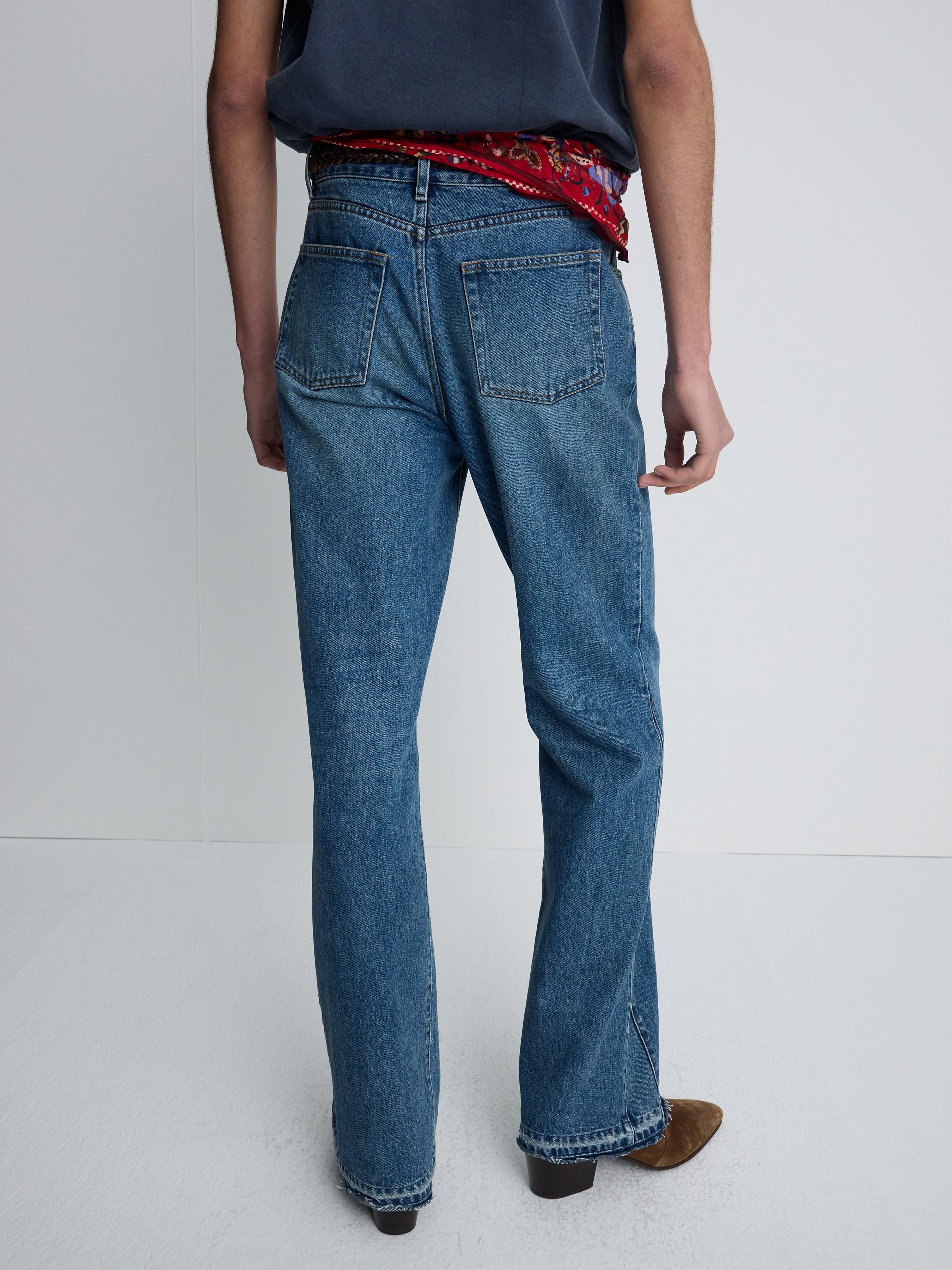 (2026/05/29 Open) FLARED-LEG RECONSTRUCTED DENIM JEANS_ VINTAGE BLUE