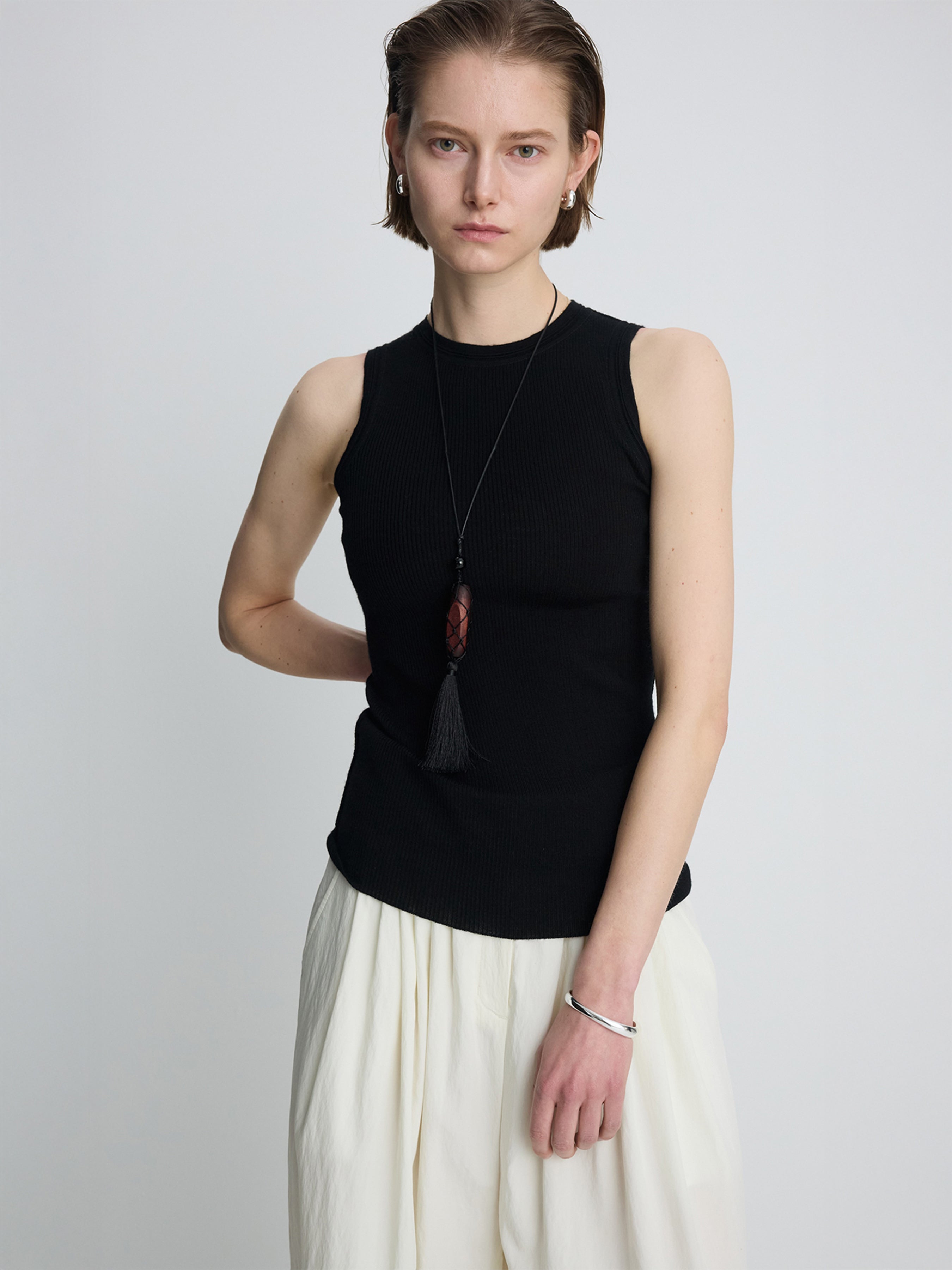 (W) WOOL CASHMERE RIBBED TANK TOP_ BLACK