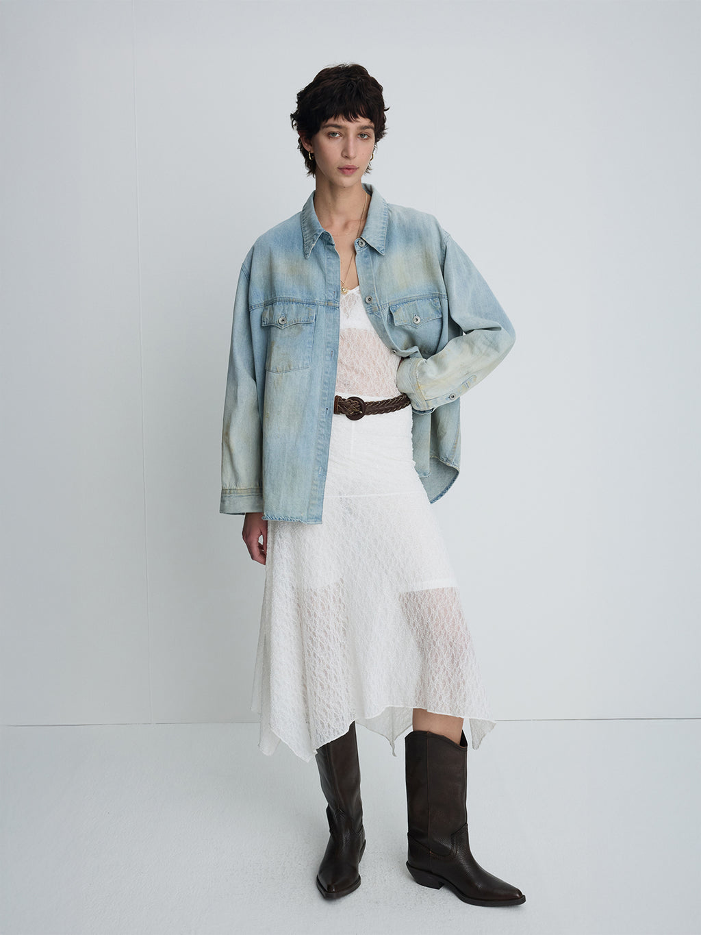 (W) LACE SLEEVELESS MAXI DRESS_ OFF WHITE