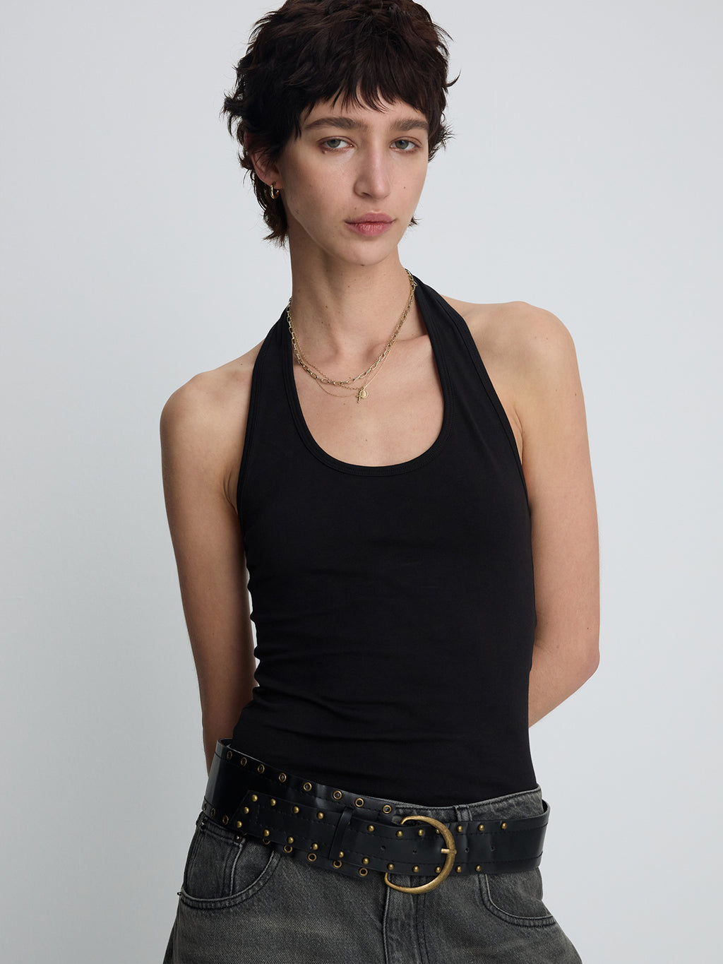 (W) HALTER-NECK SLEEVELESS TOP_ BLACK