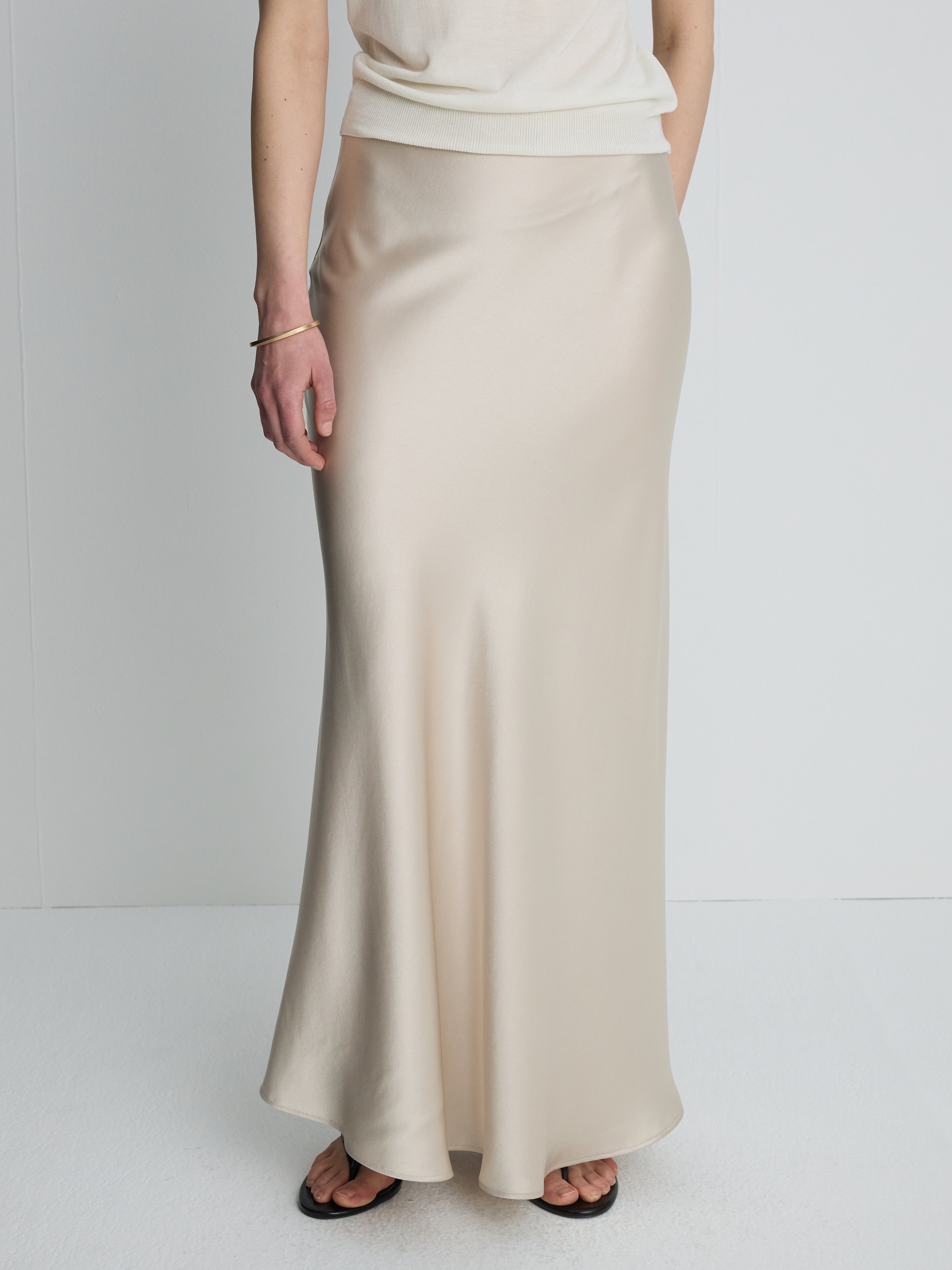 (W) SLIP MAXI SKIRT_ BEIGE