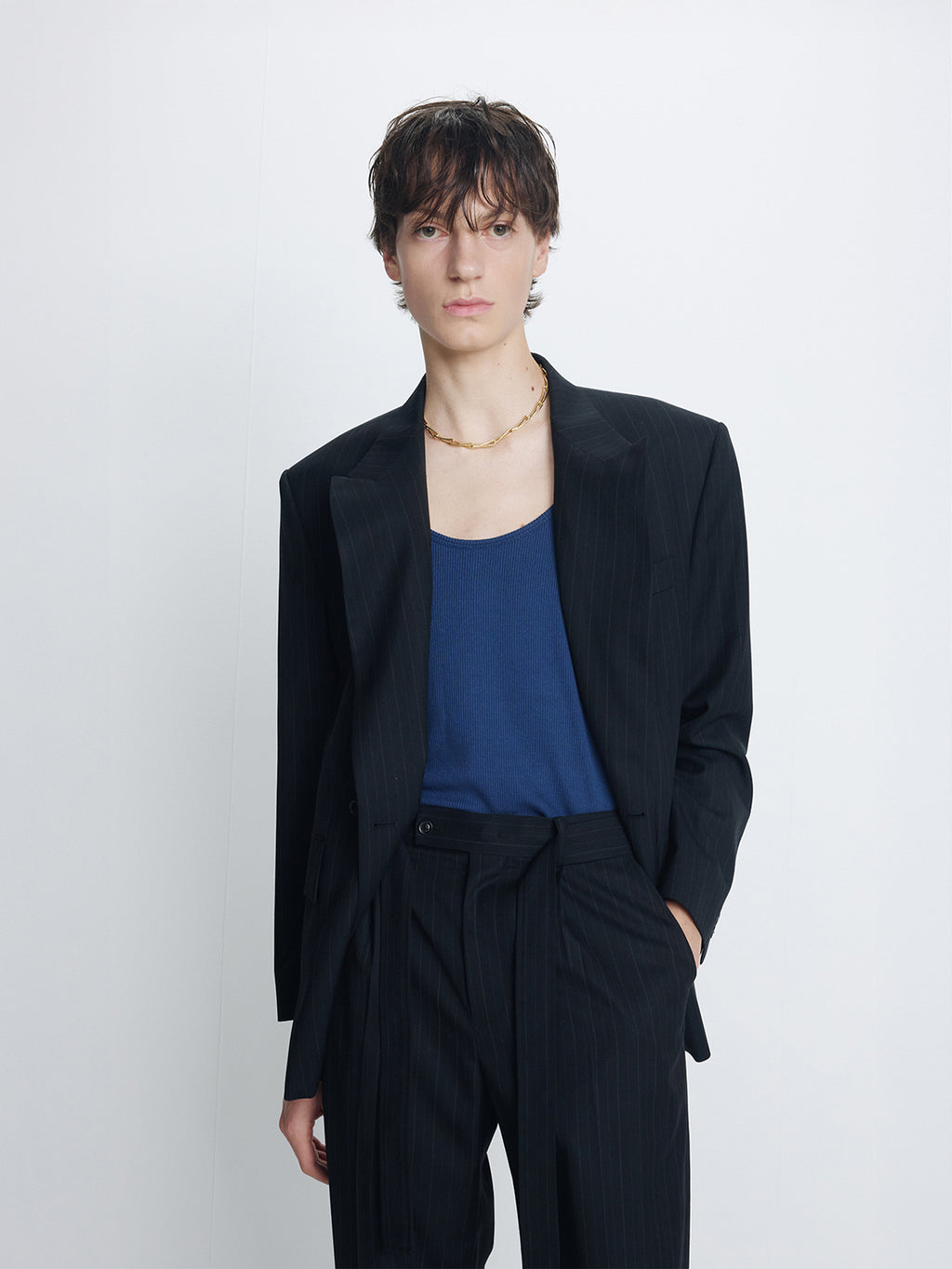 PINSTRIPED WOOL TAILORED WRAP BLAZER_ BLACK PINSTRIPE