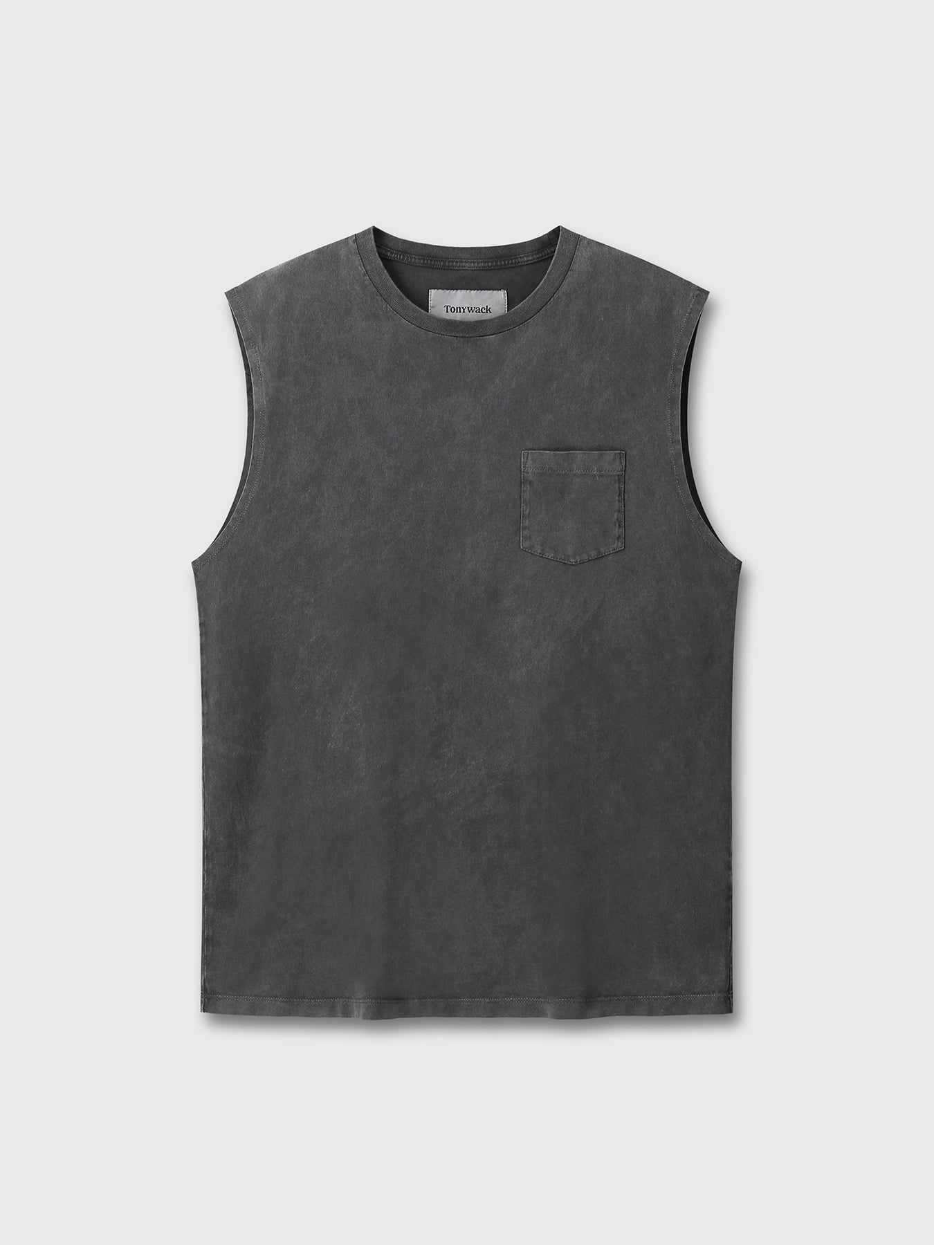 GARMENT-DYED PATCH POCKET SLEEVELESS_ FADED BLACK