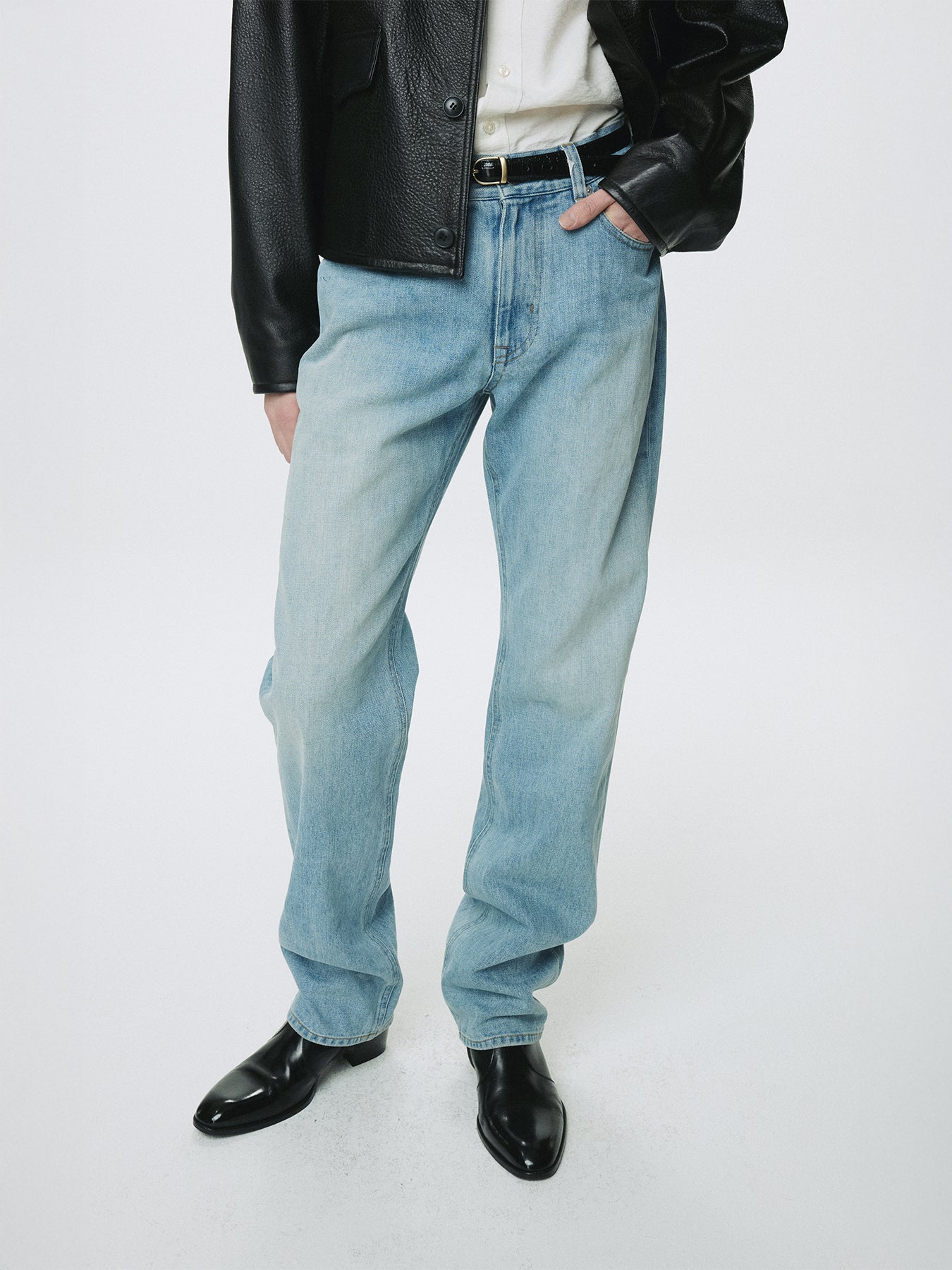 SLIM STRAIGHT DENIM JEANS_ LIGHT BLUE
