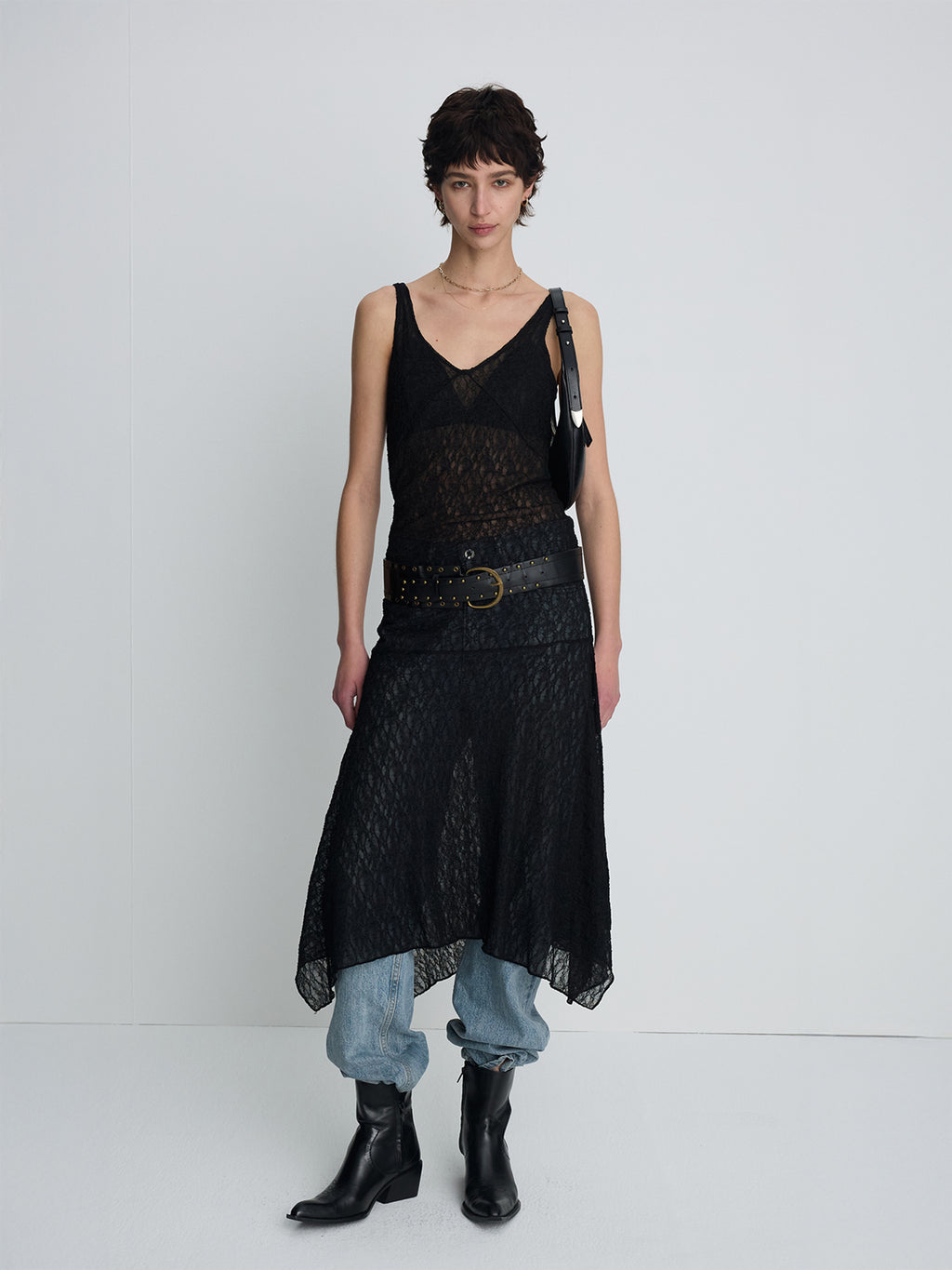 (W) LACE SLEEVELESS MAXI DRESS_ BLACK