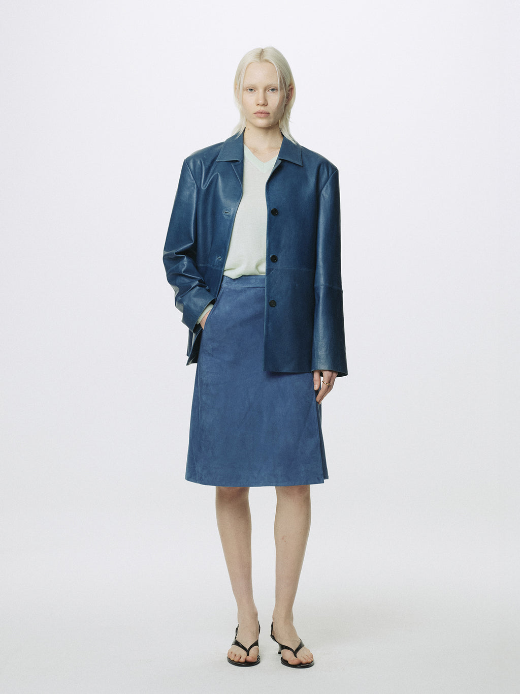 (W) GOAT SUEDE WRAP SKIRT_ MID BLUE