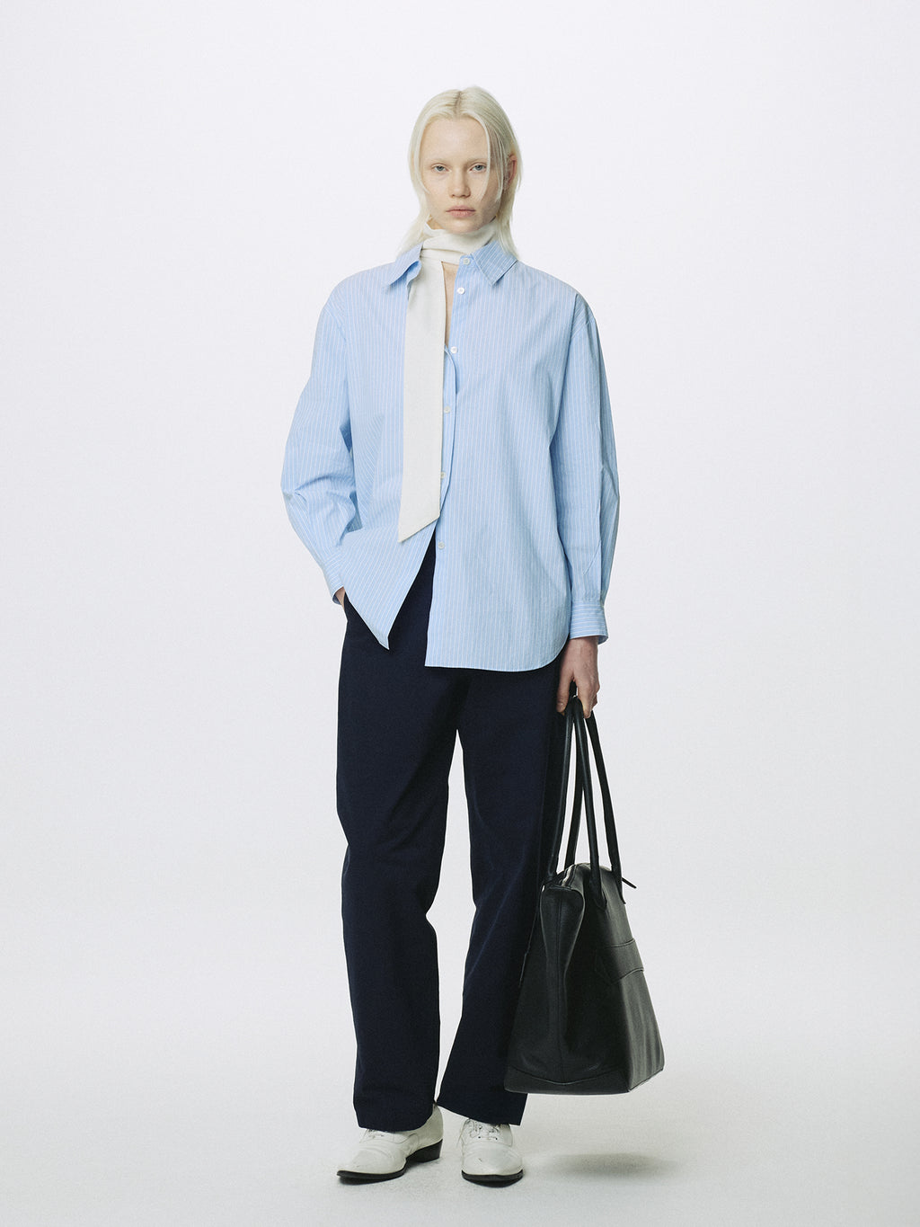 (W) CURVED COTTON CHINO PANTS_ NAVY
