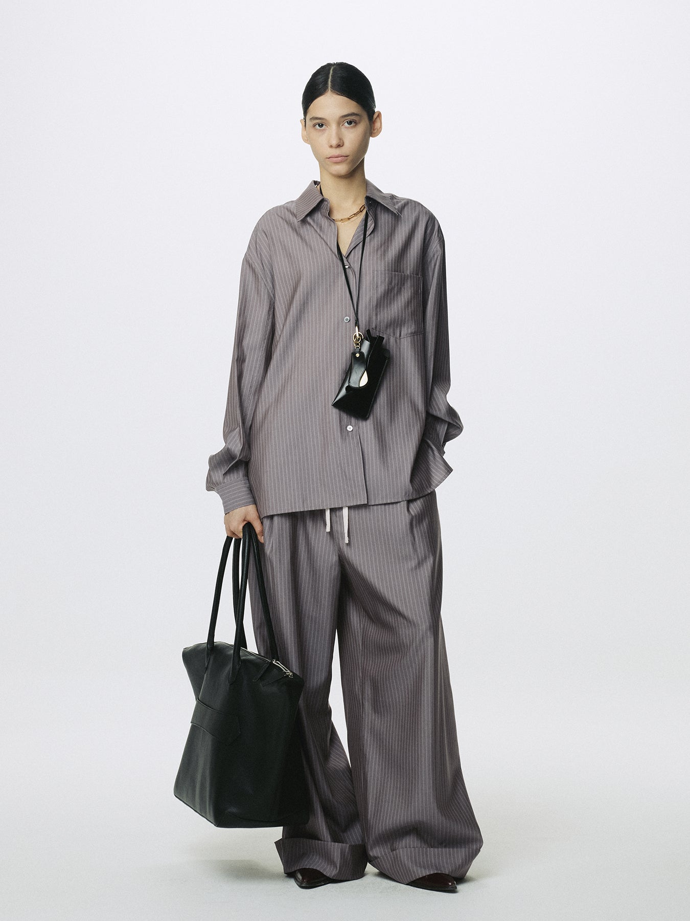 (W) SILK WOOL OVERSIZED RAW EDGE SHIRT_ DARK GREY STRIPE