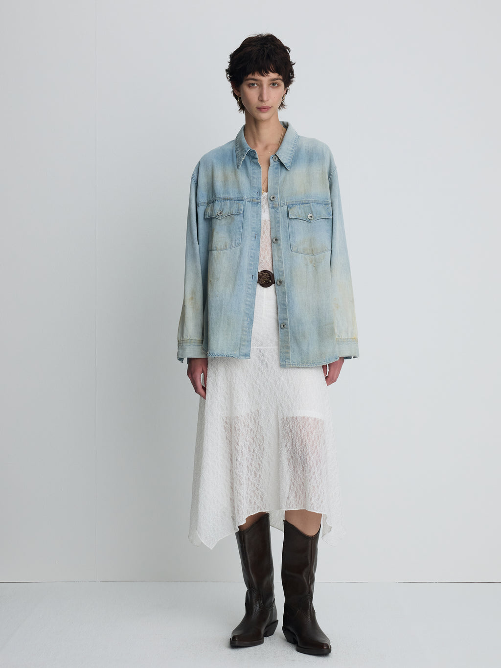 (W) HAND DISTRESSED VINTAGE RELAXED SHIRTS_ WASHED LIGHT BLUE