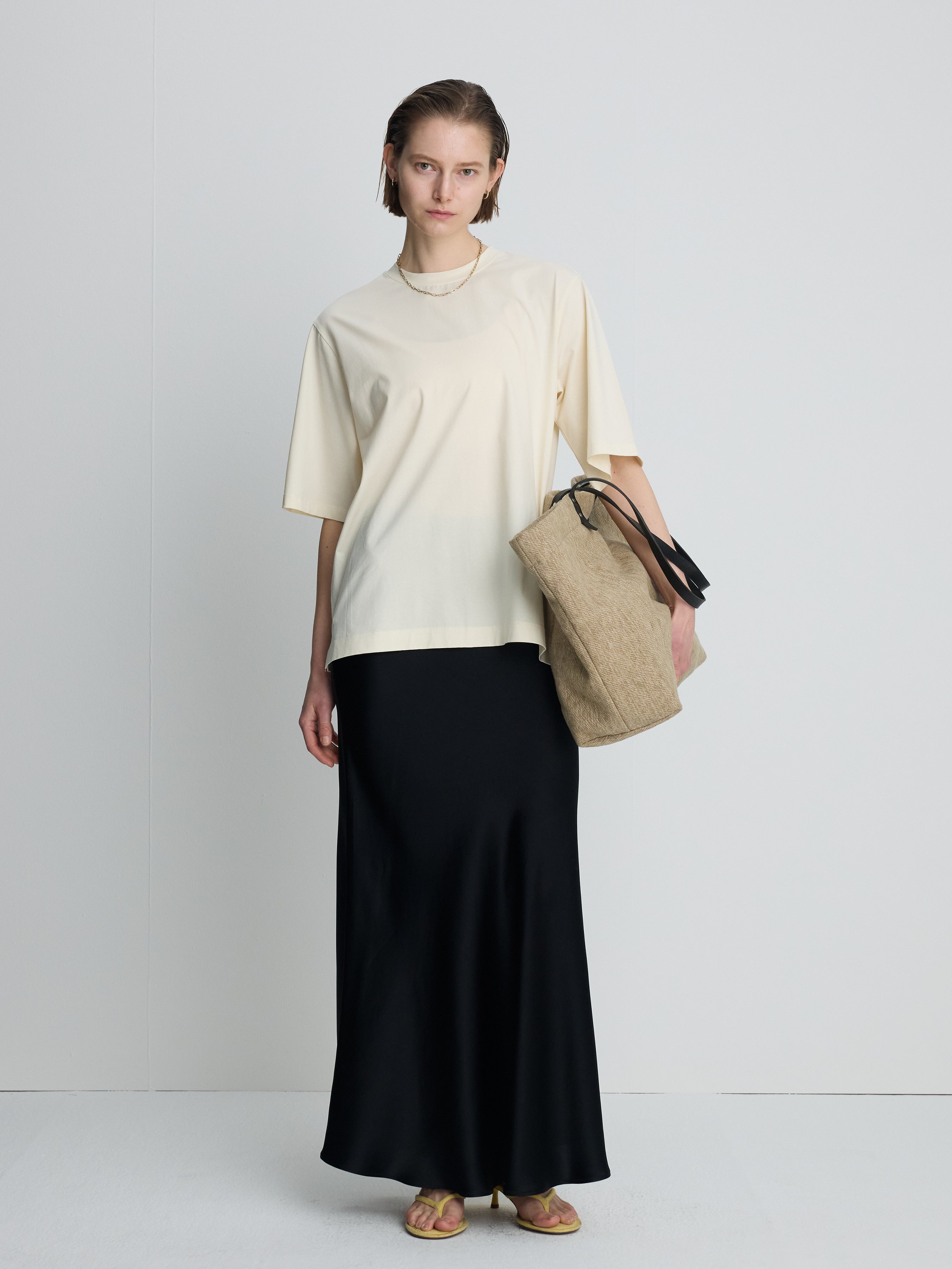(W) HIGH-DENSITY RELAXED COTTON T-SHIRT_ PALE YELLOW