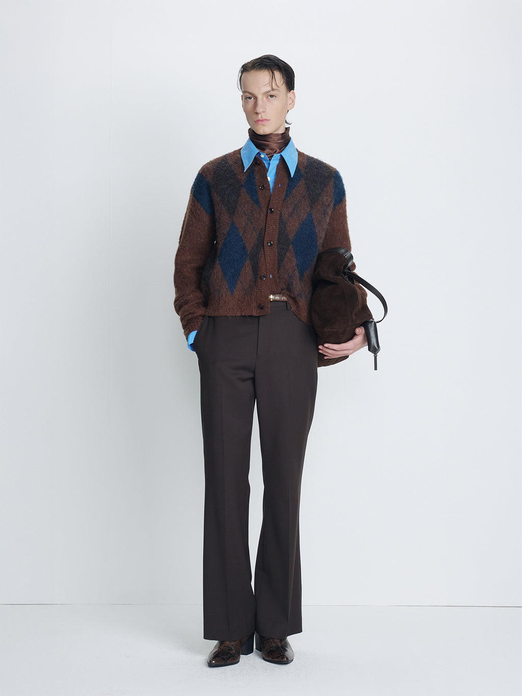 BRUSHED ARGYLE CARDIGAN_ MOCHA BROWN