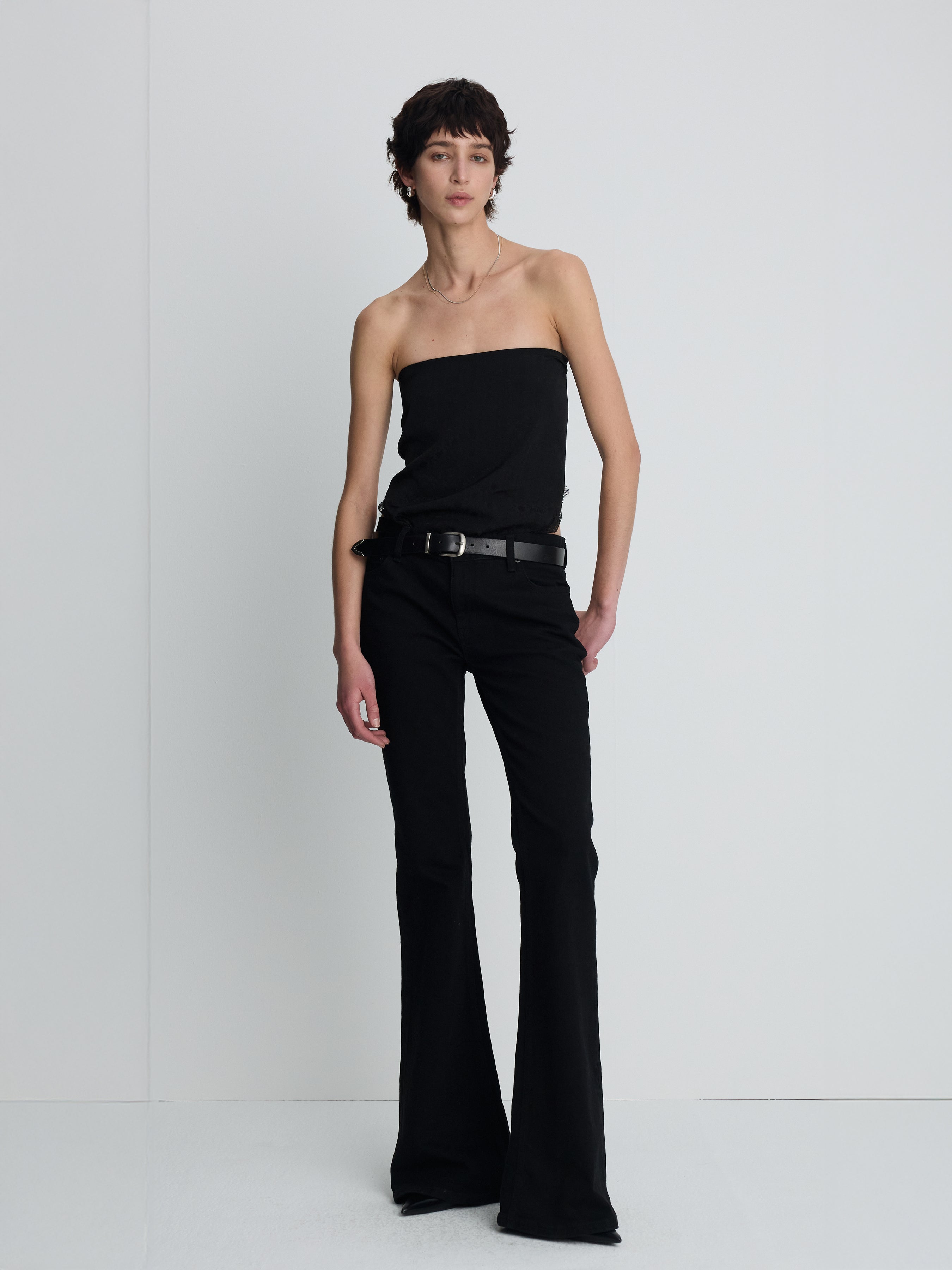 (W) LOW-RISE DENIM BOOTCUT TROUSERS_ WASHED BLACK