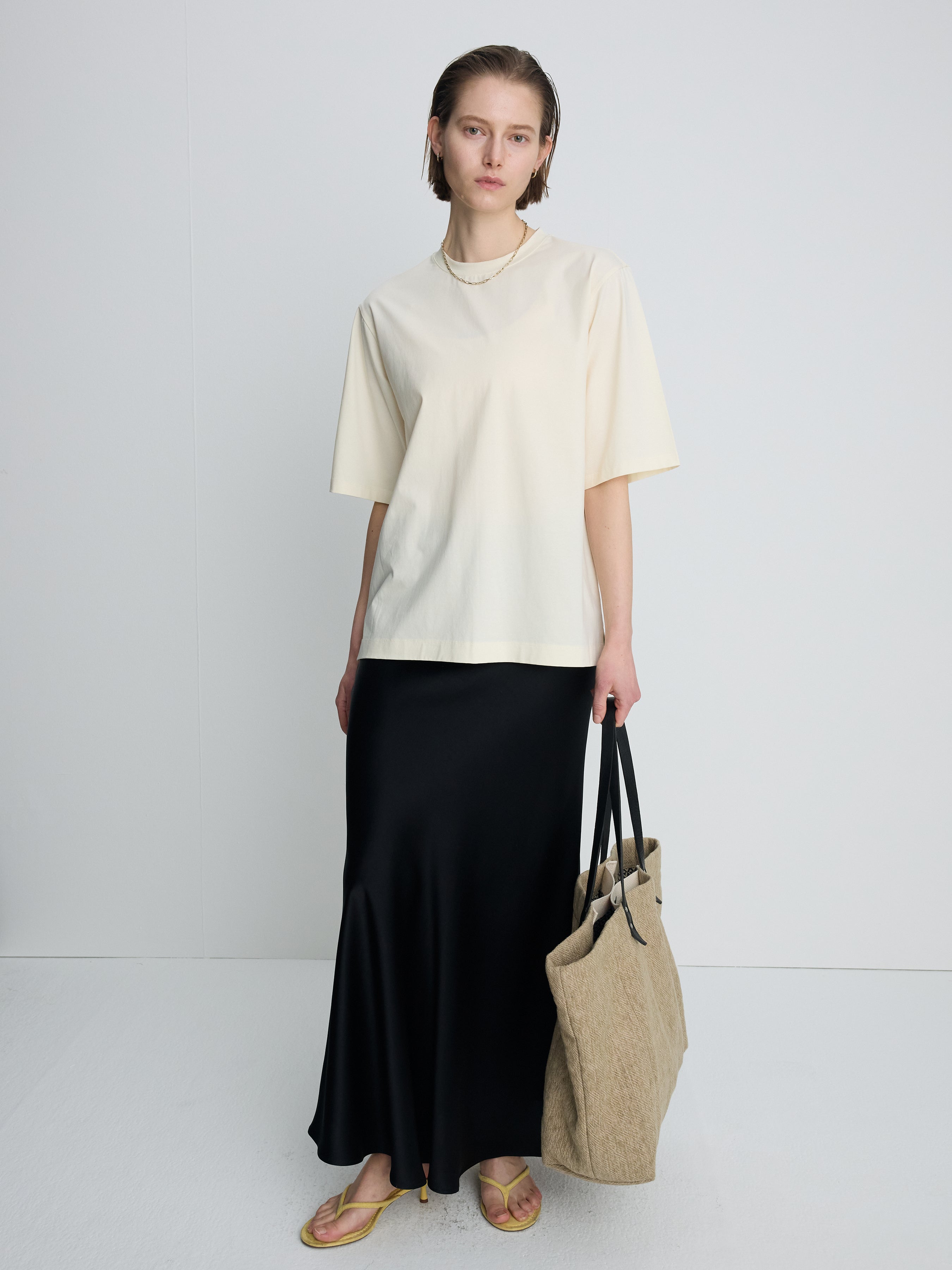 (W) HIGH-DENSITY RELAXED COTTON T-SHIRT_ PALE YELLOW