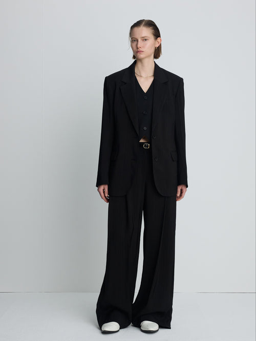 (W) AIRY WIDE LEG PLEATED TROUSERS_ BLACK