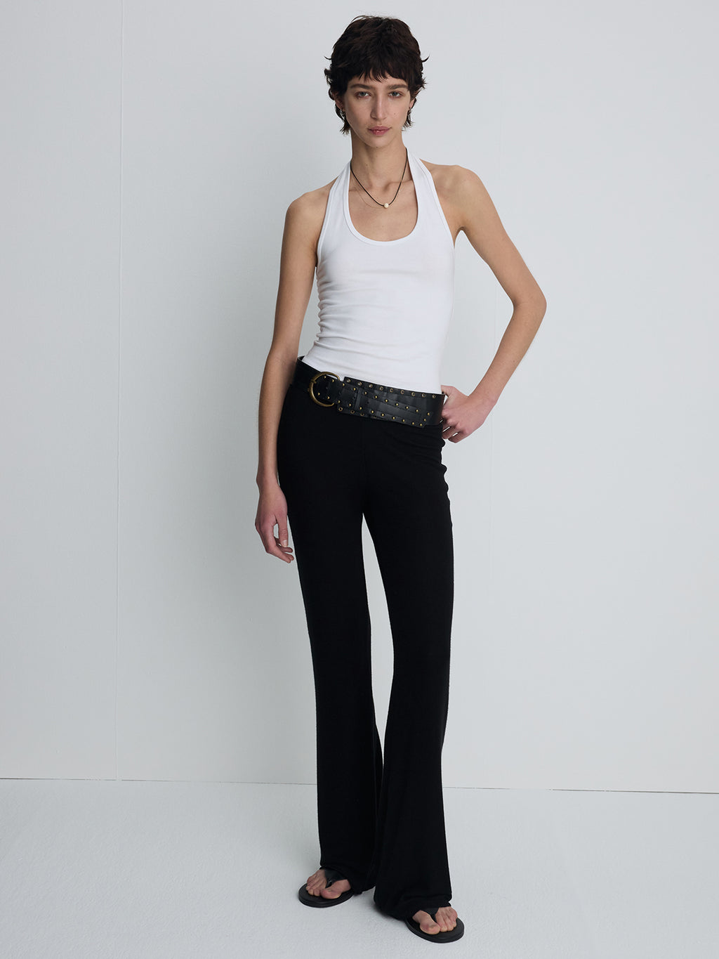 (W) HALTER-NECK SLEEVELESS TOP_ OFF WHITE