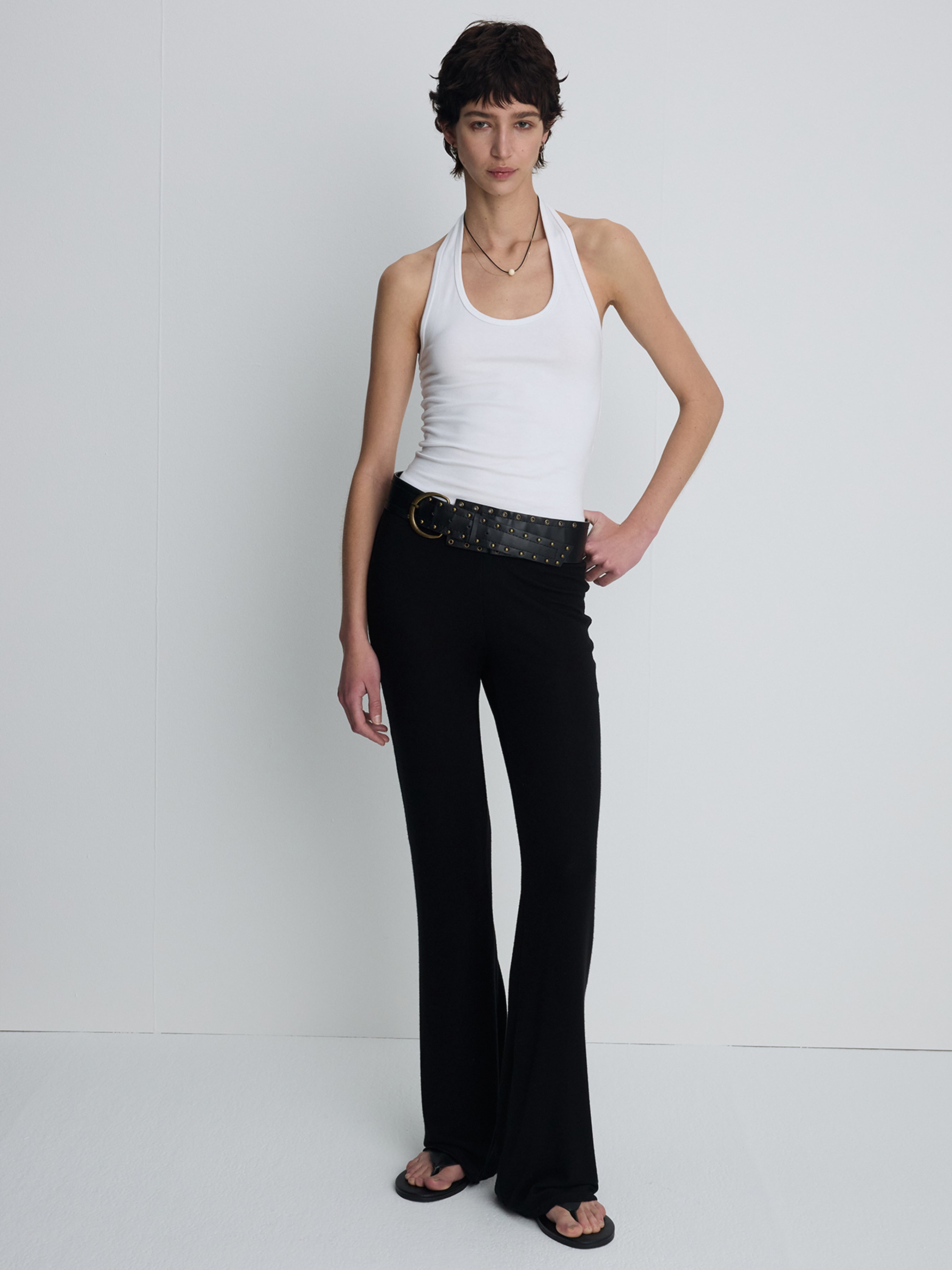 (W) HALTER-NECK SLEEVELESS TOP_ OFF WHITE
