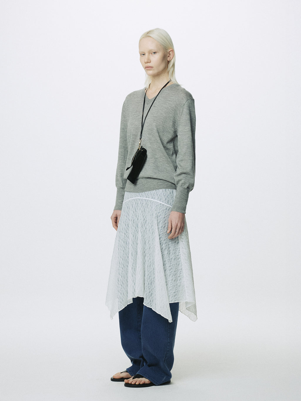 (W) LACE DRAPED SKIRT_ OFF WHITE