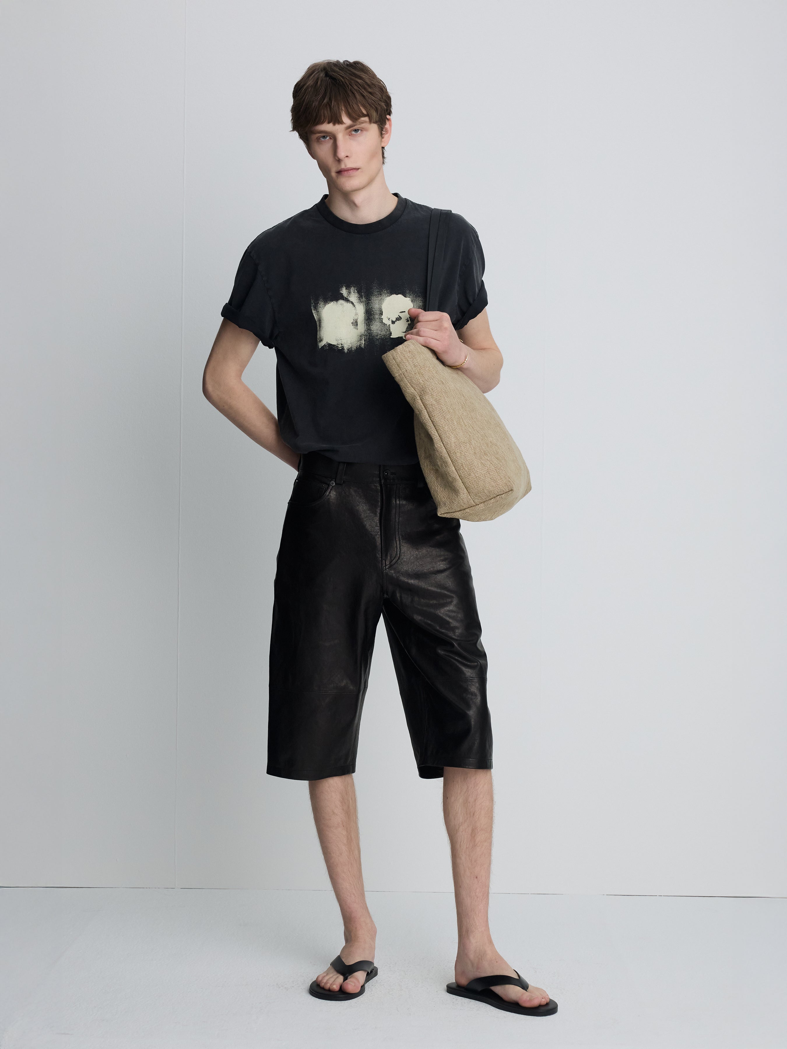 GARMENT DYED PROFILED T-SHIRT_ FADED BLACK
