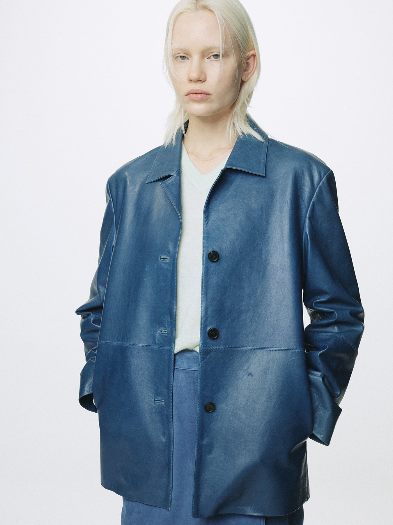 (W) VEGETABLE TANNED LAMB LEATHER OPEN COLLAR JACKET_ MID BLUE