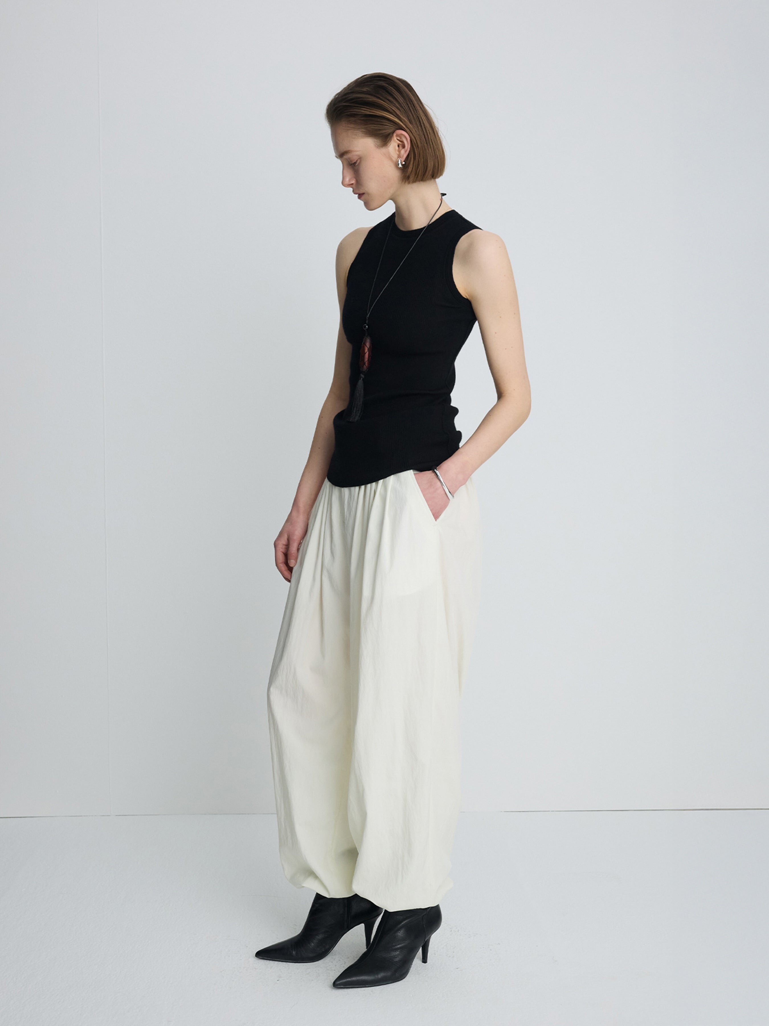 (W) WOOL CASHMERE RIBBED TANK TOP_ BLACK