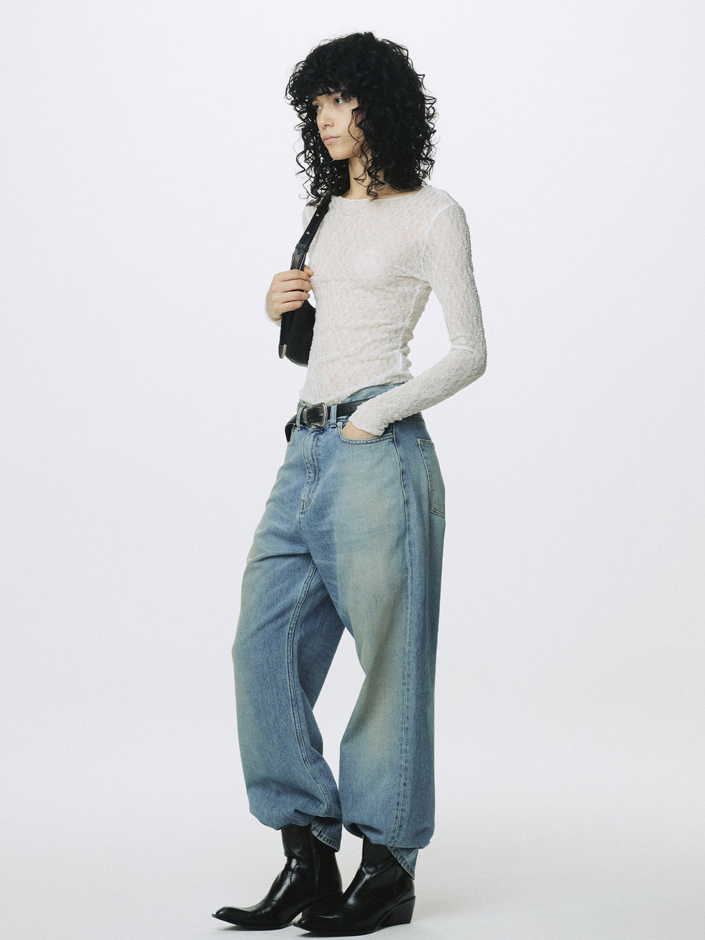 (W) LACE LONG SLEEVE TOP_ OFF WHITE