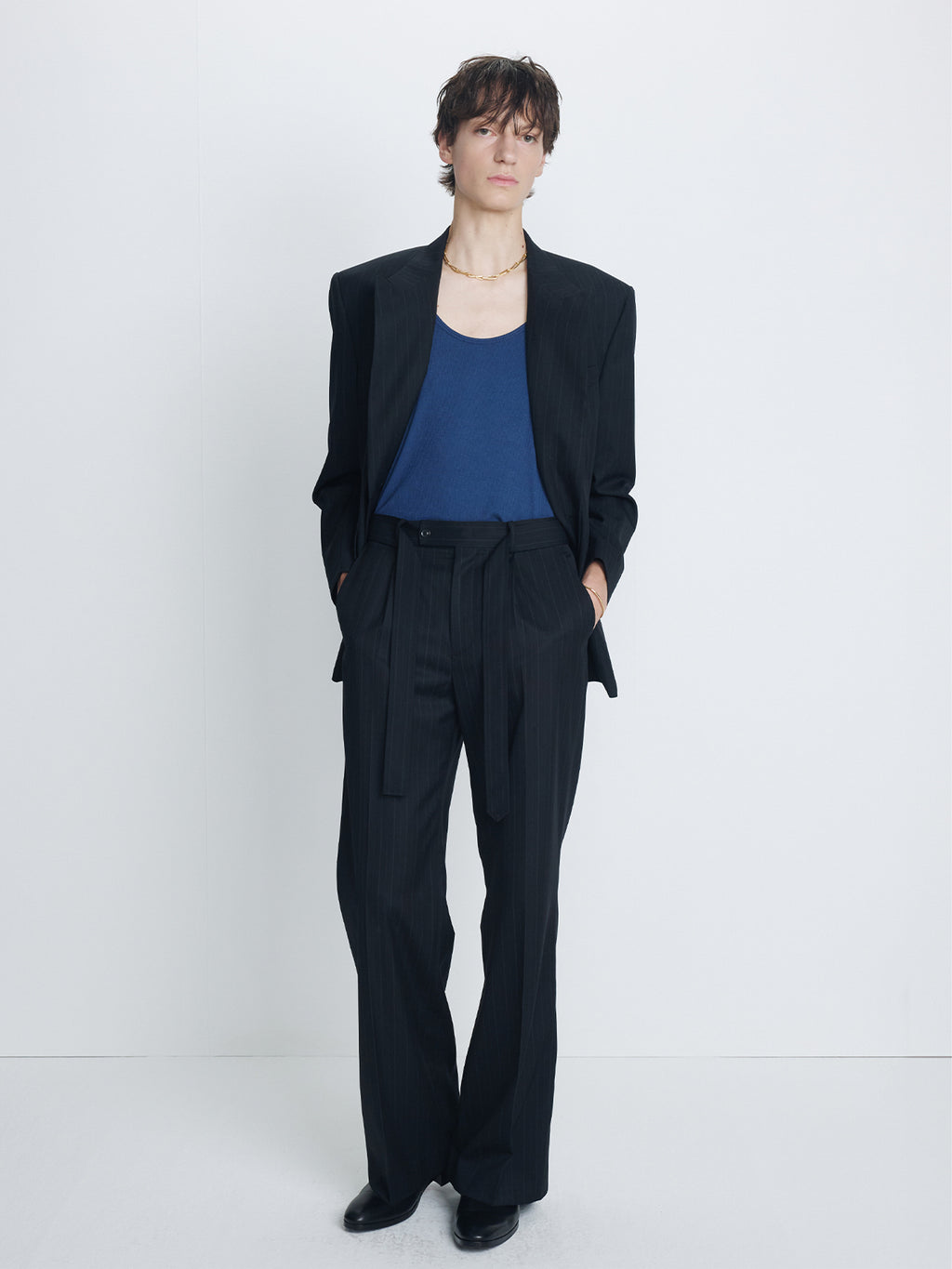 PINSTRIPED WOOL TAILORED WRAP BLAZER_ BLACK PINSTRIPE