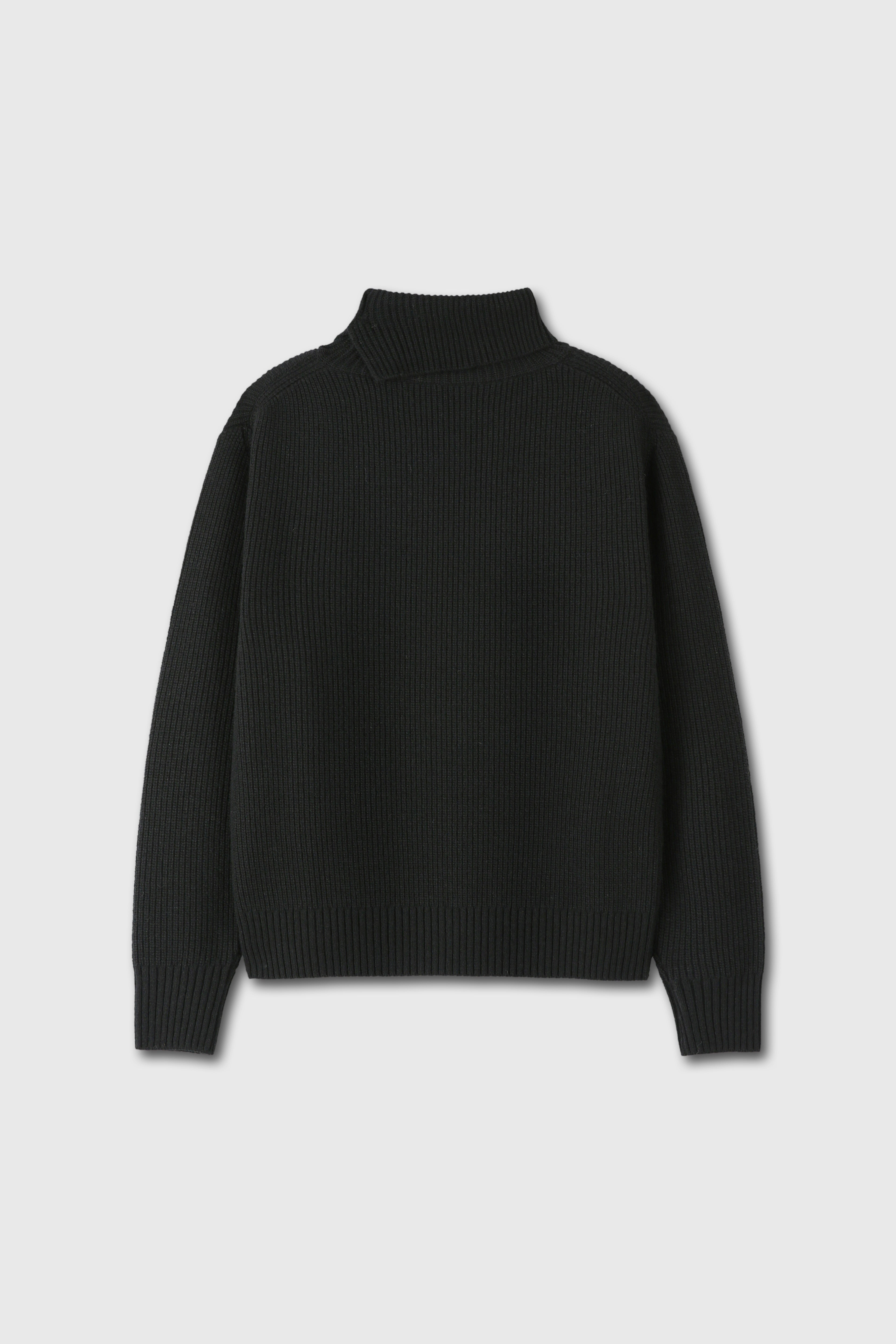 Hard Twist Wool Slit Turtleneck Knit_ Black