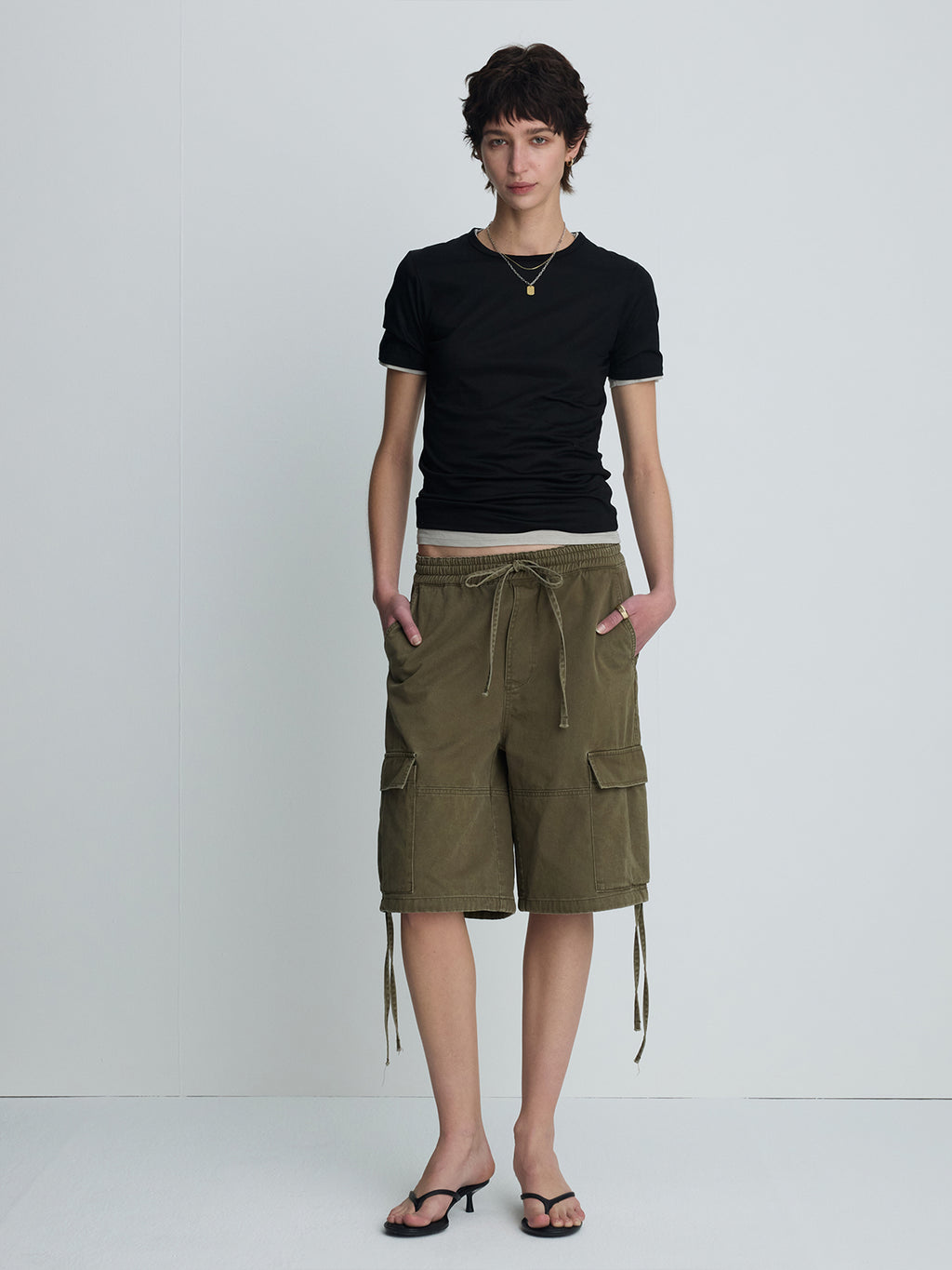 (W) GARMENT-WASHED CARGO SHORTS_ OLIVE