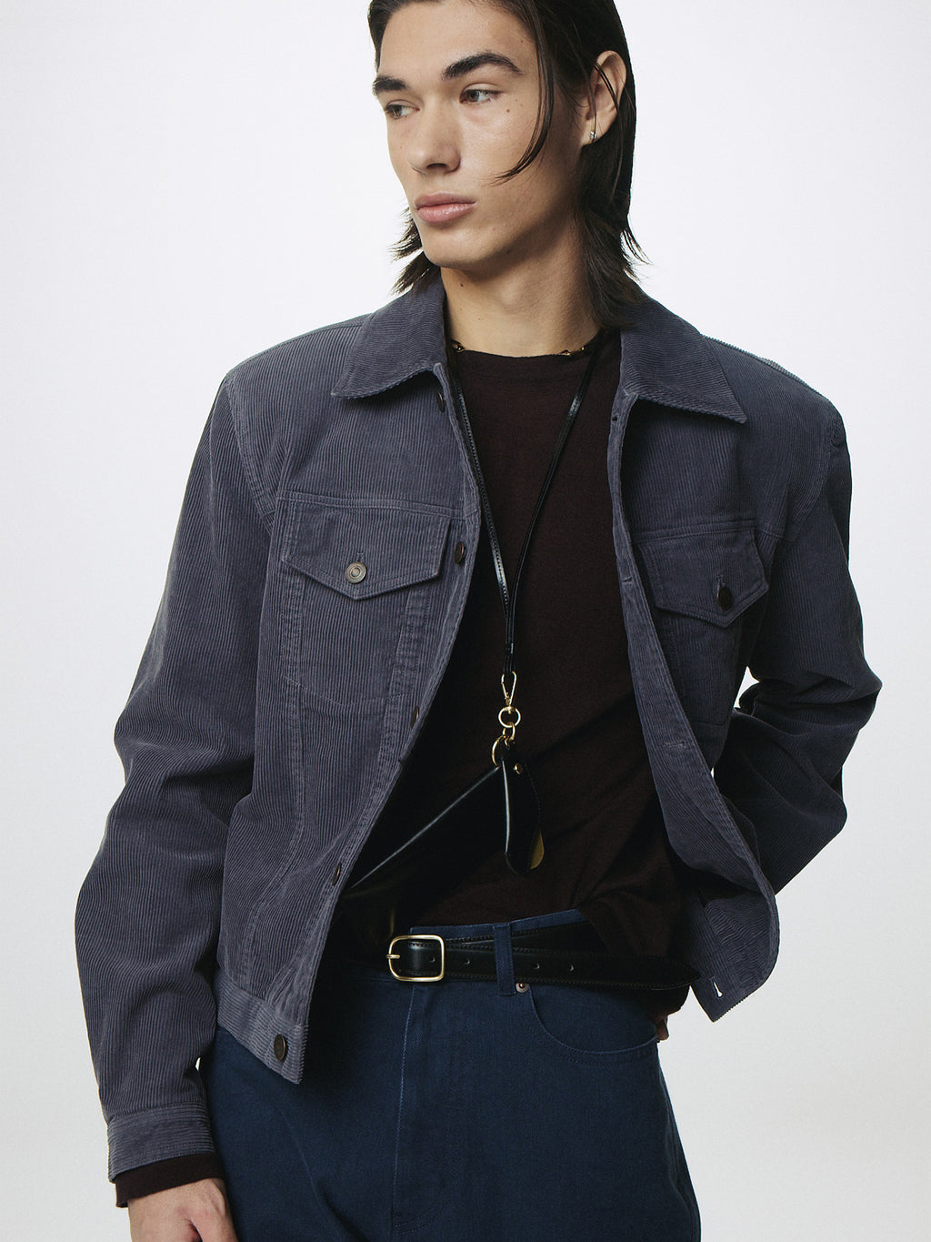 OVAL GOLDEN BRASS BUCKLE LEATHER BELT_ BLACK