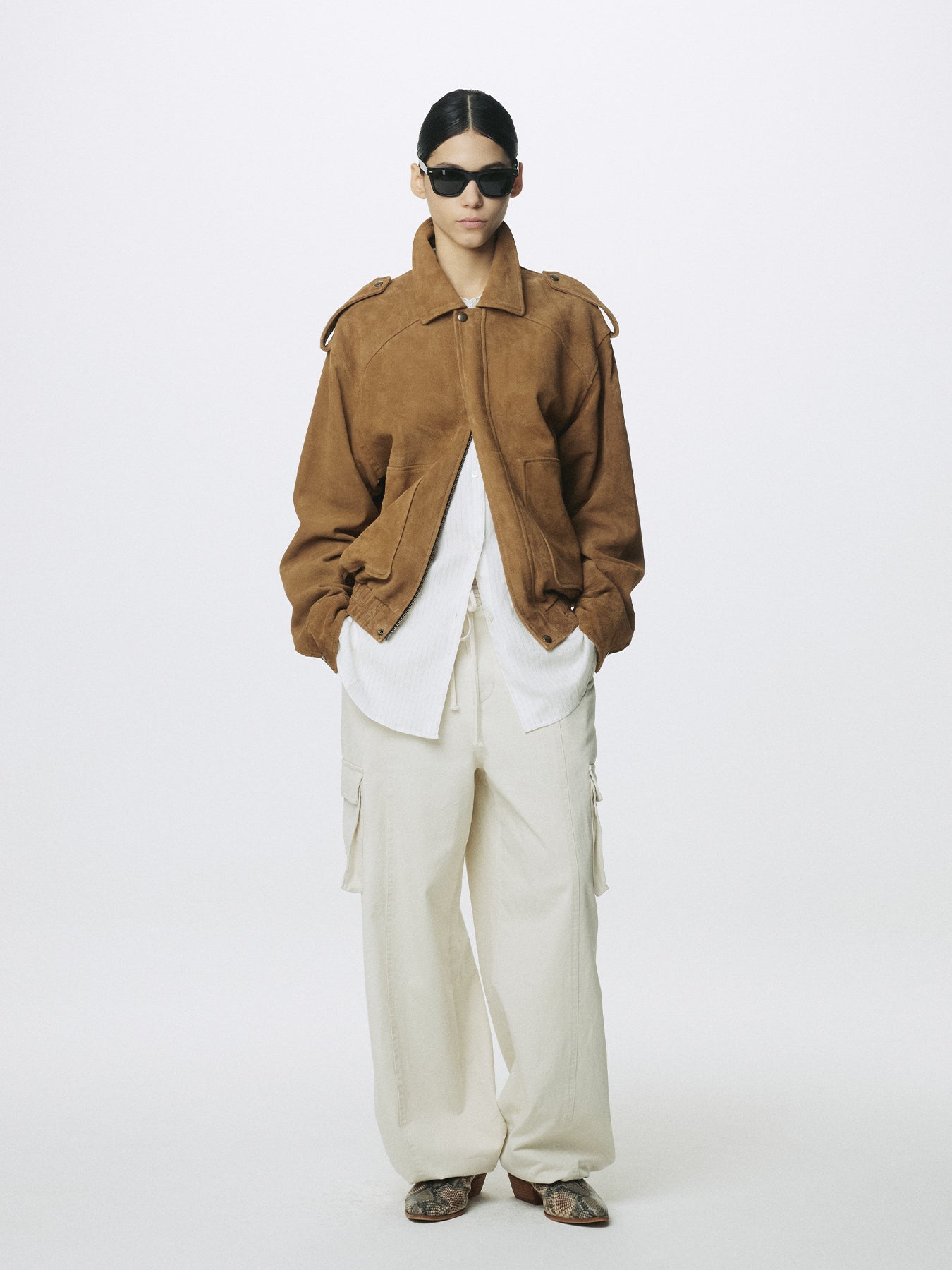 (W) GOAT SUEDE BOMBER JACKET_ CAMEL