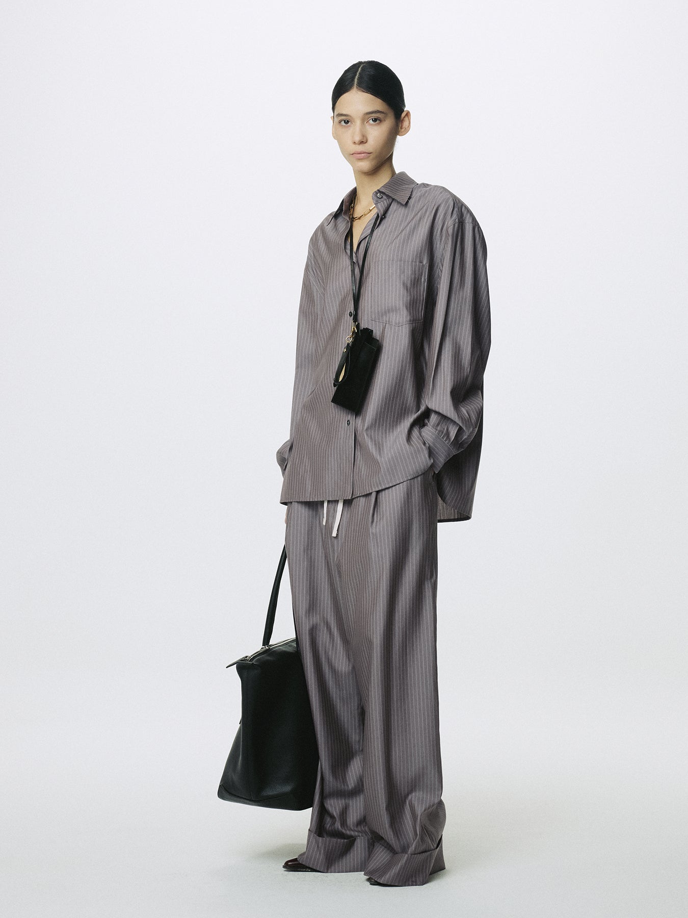 (W) SILK WOOL OVERSIZED RAW EDGE SHIRT_ DARK GREY STRIPE