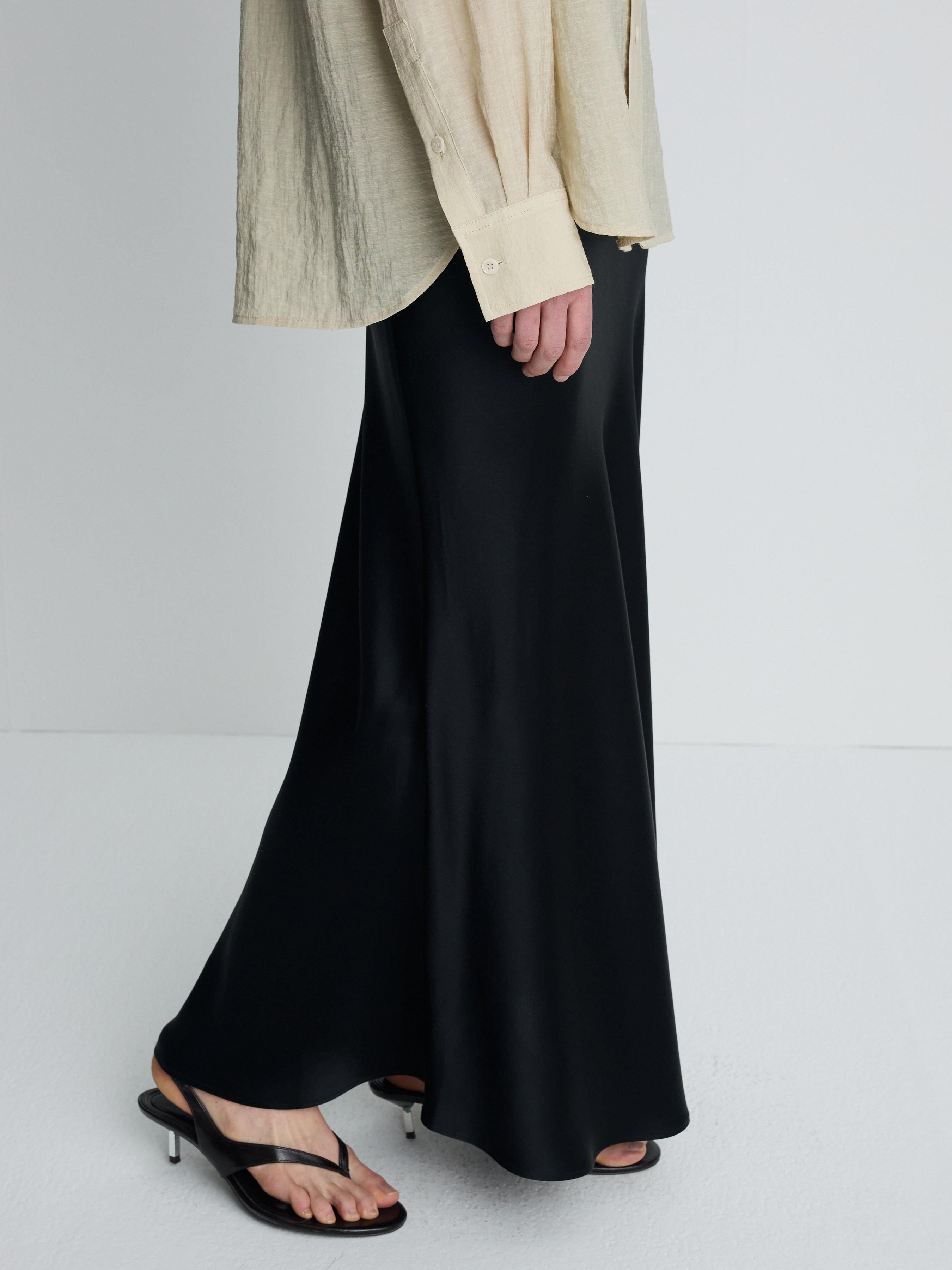 (W) SLIP MAXI SKIRT_ BLACK