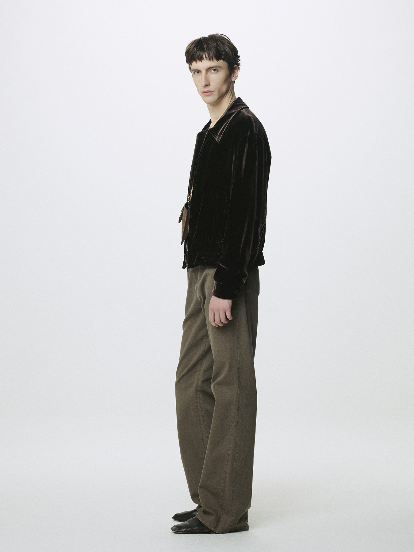 VELVET ZIPPERED BLOUSON JACKET_ DARK BROWN