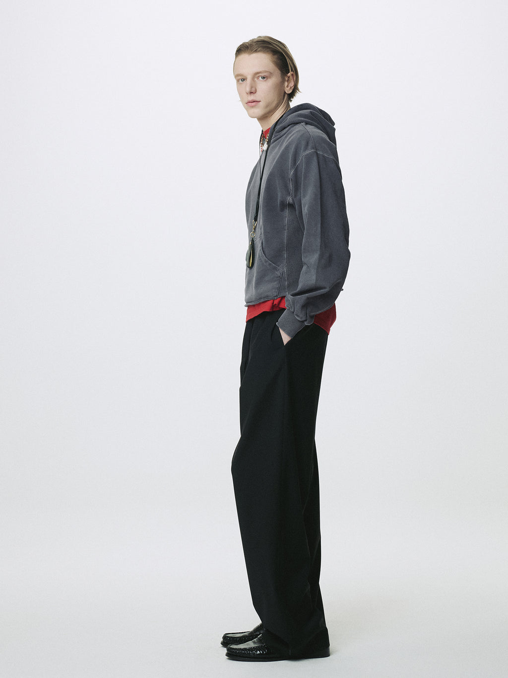 GARMENT DYED RAW EDGE HOODIE_ FADED INK