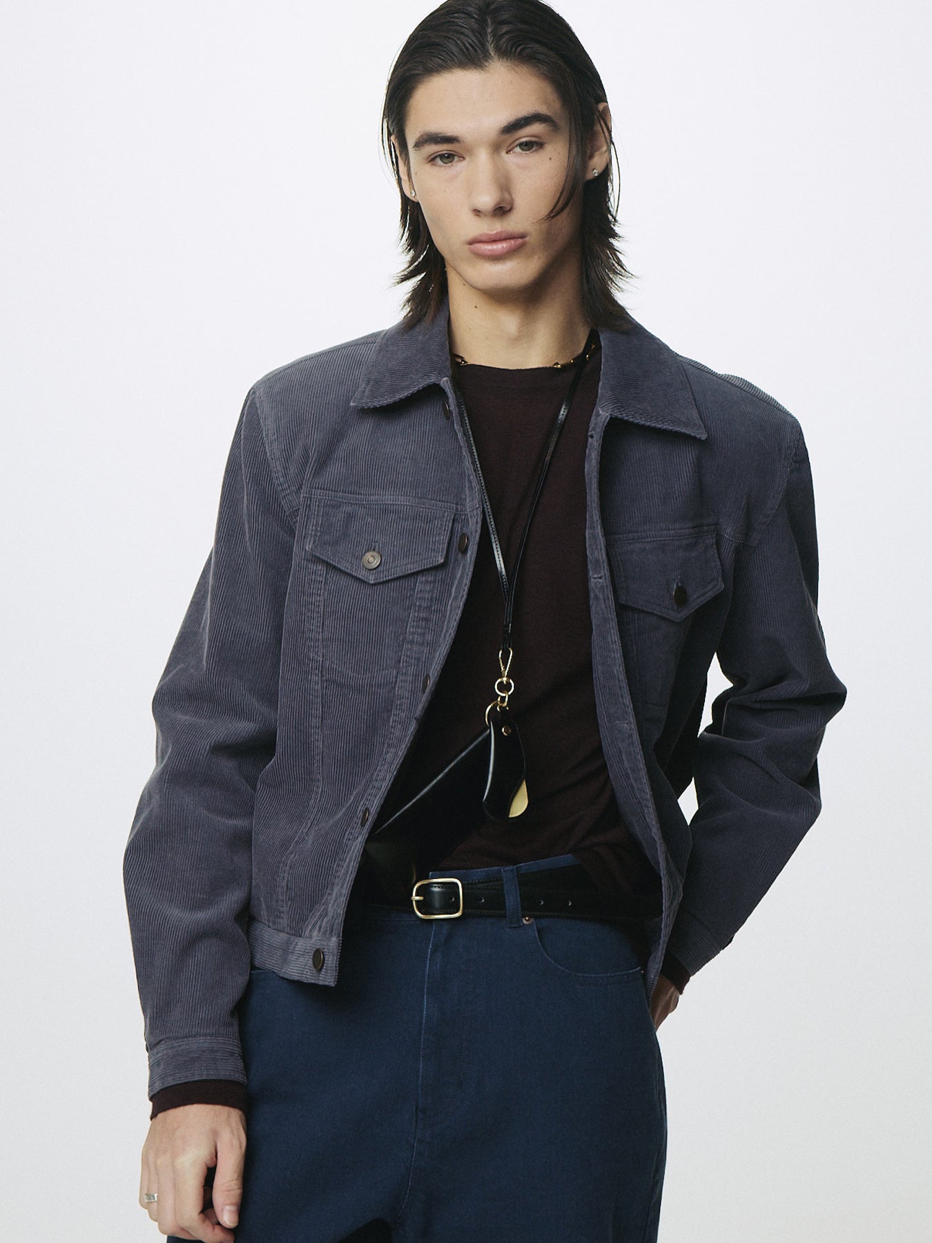 OVAL GOLDEN BRASS BUCKLE LEATHER BELT_ BLACK