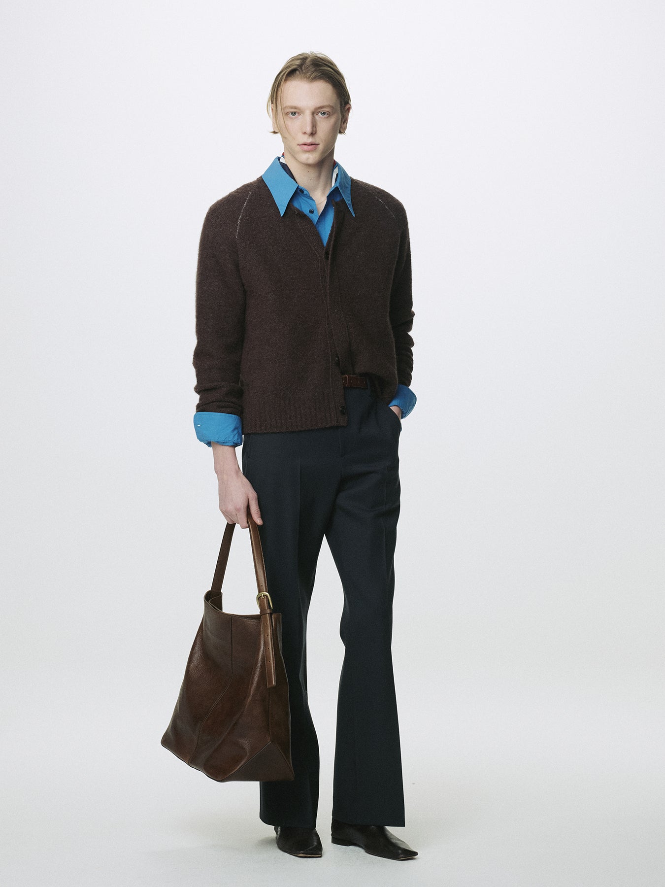 PLACKET BUTTON DOWN KNIT CARDIGAN_ BROWN
