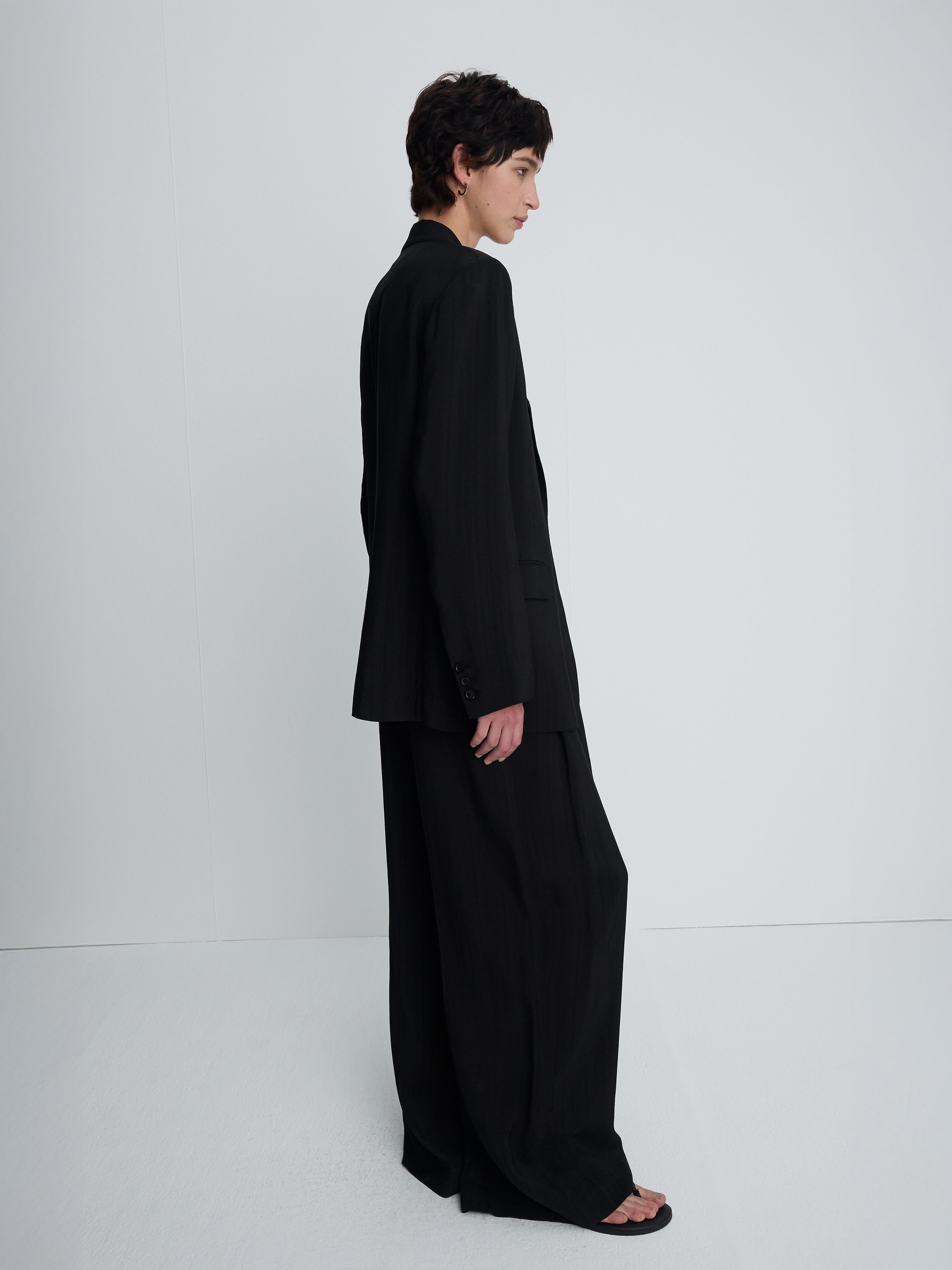 (W) AIRY TAILORED JACKET_ BLACK