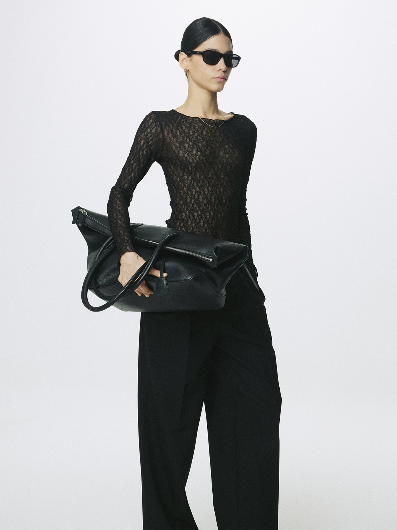 (W) WOOL DOUBLE-PLEATED WIDE TROUSERS_ BLACK