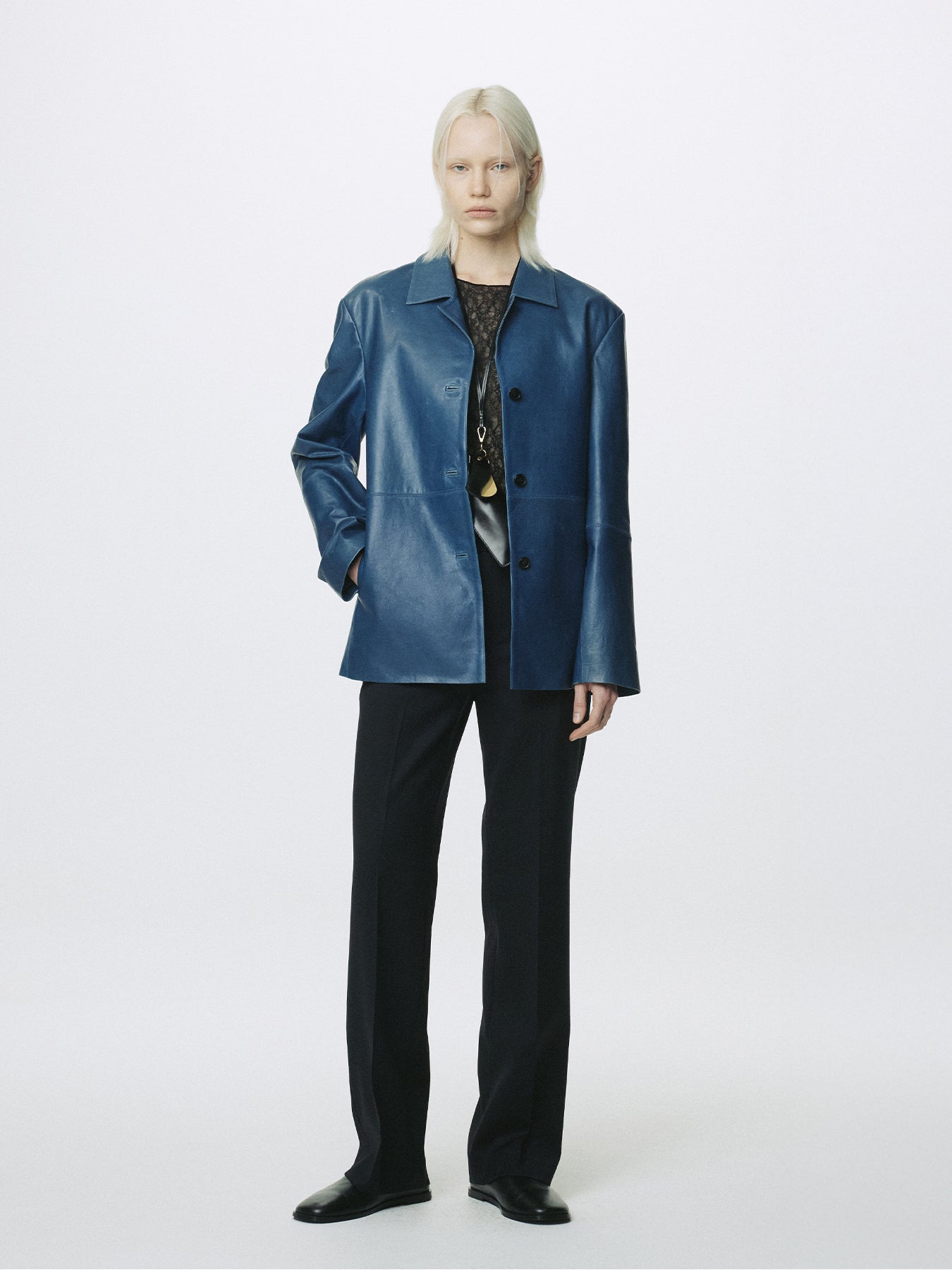 (W) VEGETABLE TANNED LAMB LEATHER OPEN COLLAR JACKET_ MID BLUE