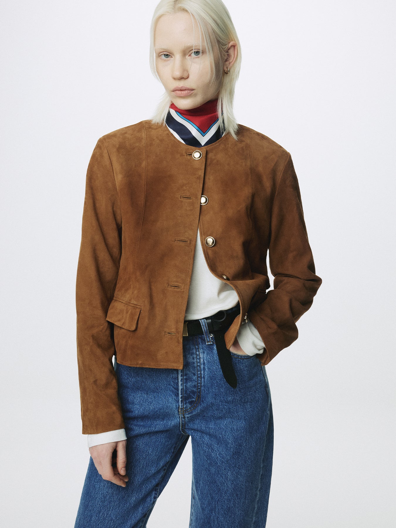 (W) TWISTED SEAM STRAIGHT-LEG DENIM JEANS_ WASHED BLUE