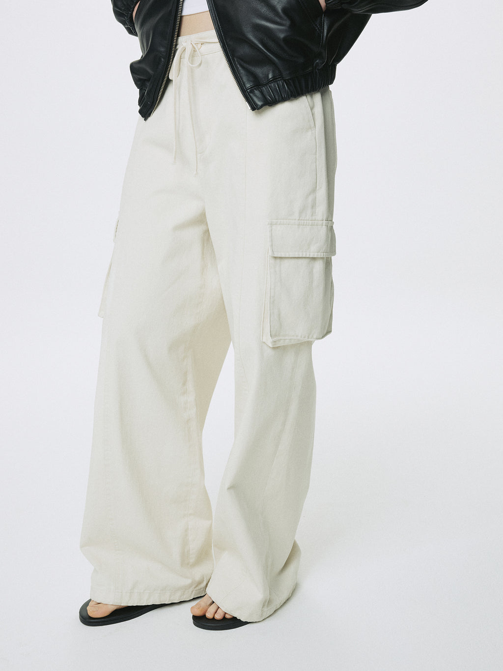 (W) COTTON DRAWSTRING CARGO TROUSERS_ IVORY