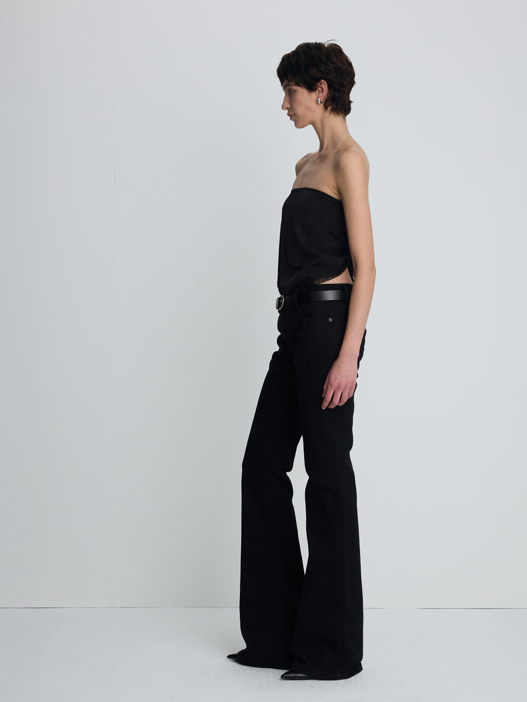 (W) LOW-RISE DENIM BOOTCUT TROUSERS_ WASHED BLACK