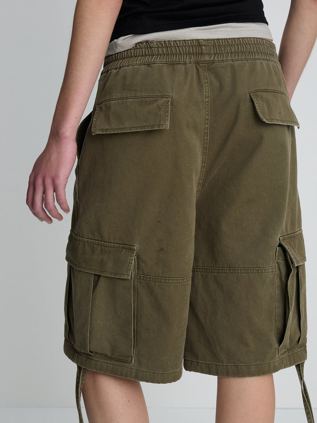 (W) GARMENT-WASHED CARGO SHORTS_ OLIVE