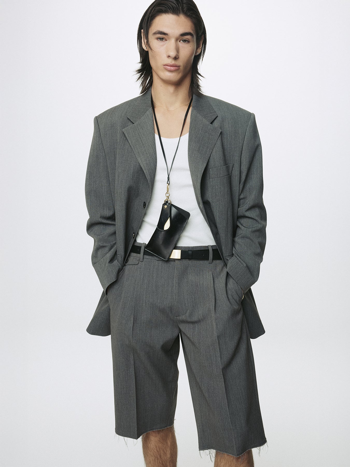RAW-CUT WOOL PLEATED TAILORED SHORTS_ MELANGE GREY