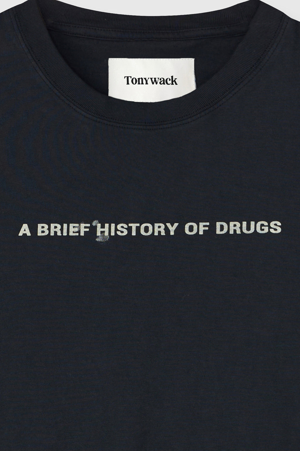 Drug Reference Garment Dyeing T-shirt_ Black Pigment