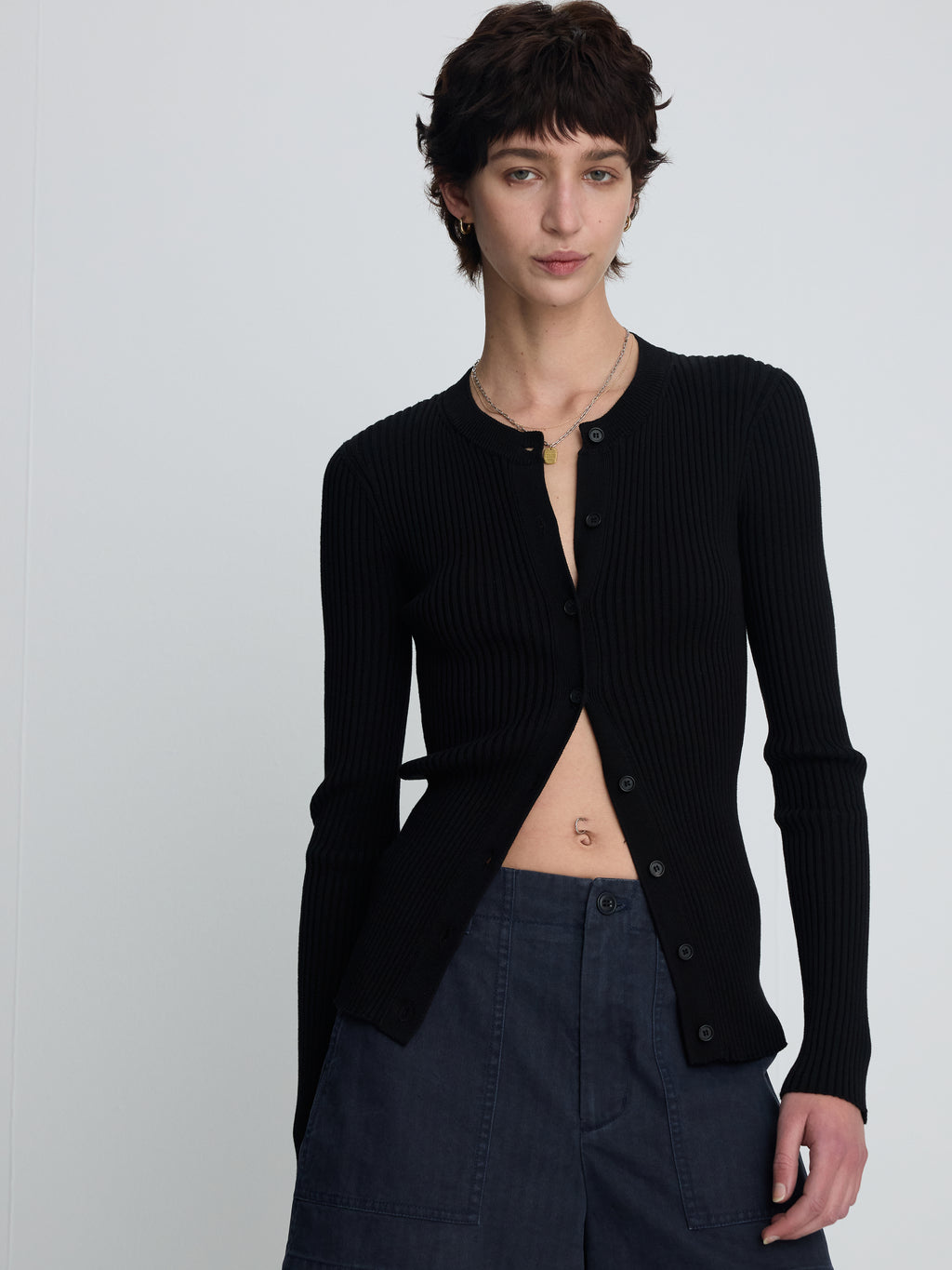 (W) SILK COTTON RIBBED BUTTON CARDIGAN_ BLACK