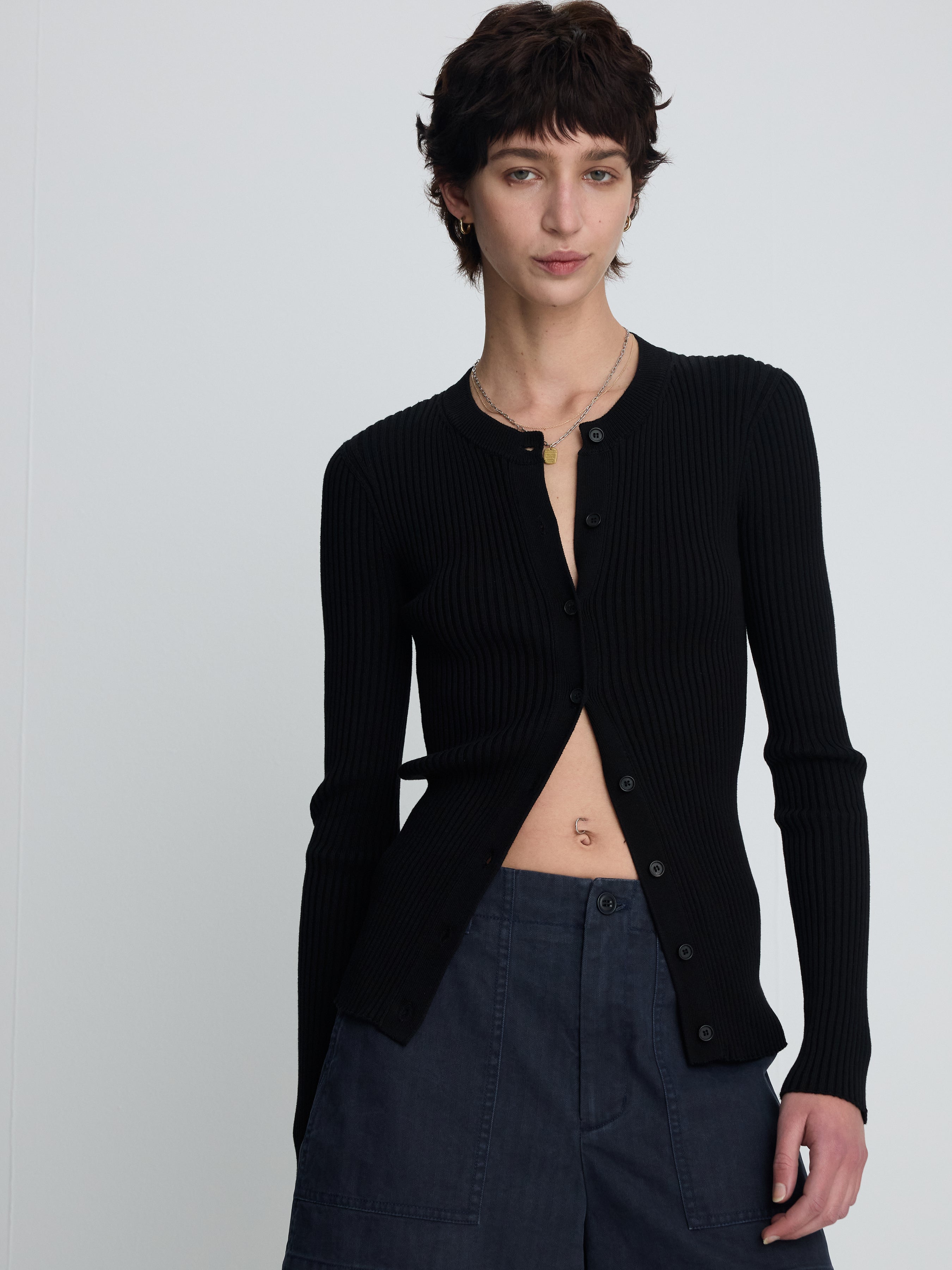 (W) SILK COTTON RIBBED BUTTON CARDIGAN_ BLACK