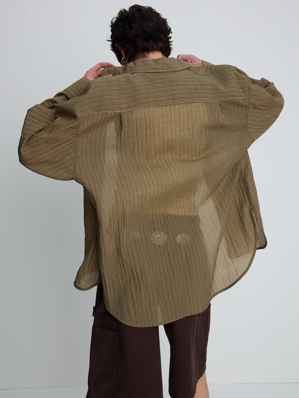(W) LYOCELL OVERSIZED STRIPE SHIRT_ OLIVE STRIPE