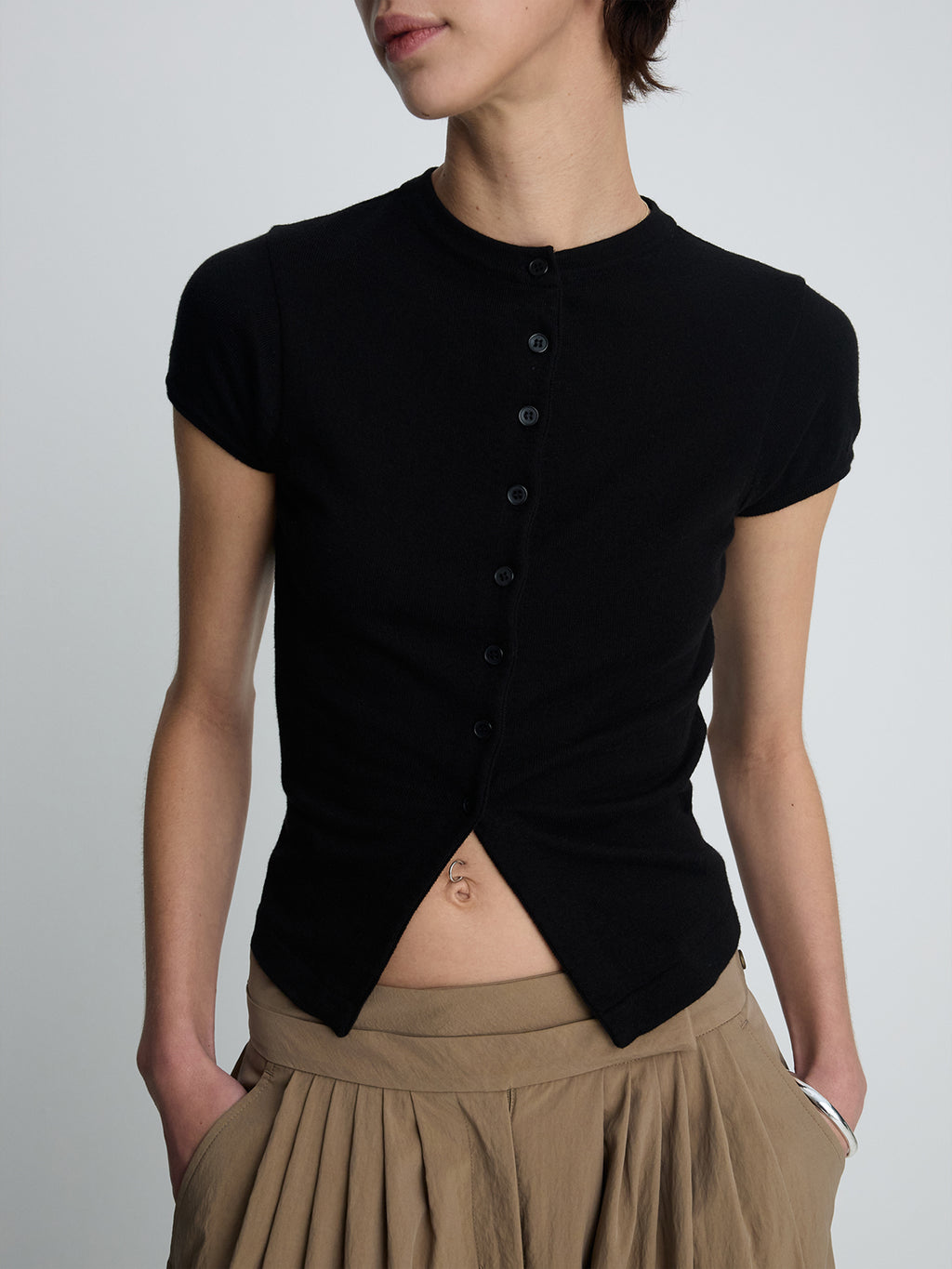 (W) SILK COTTON CAP SLEEVE CARDIGAN_ BLACK